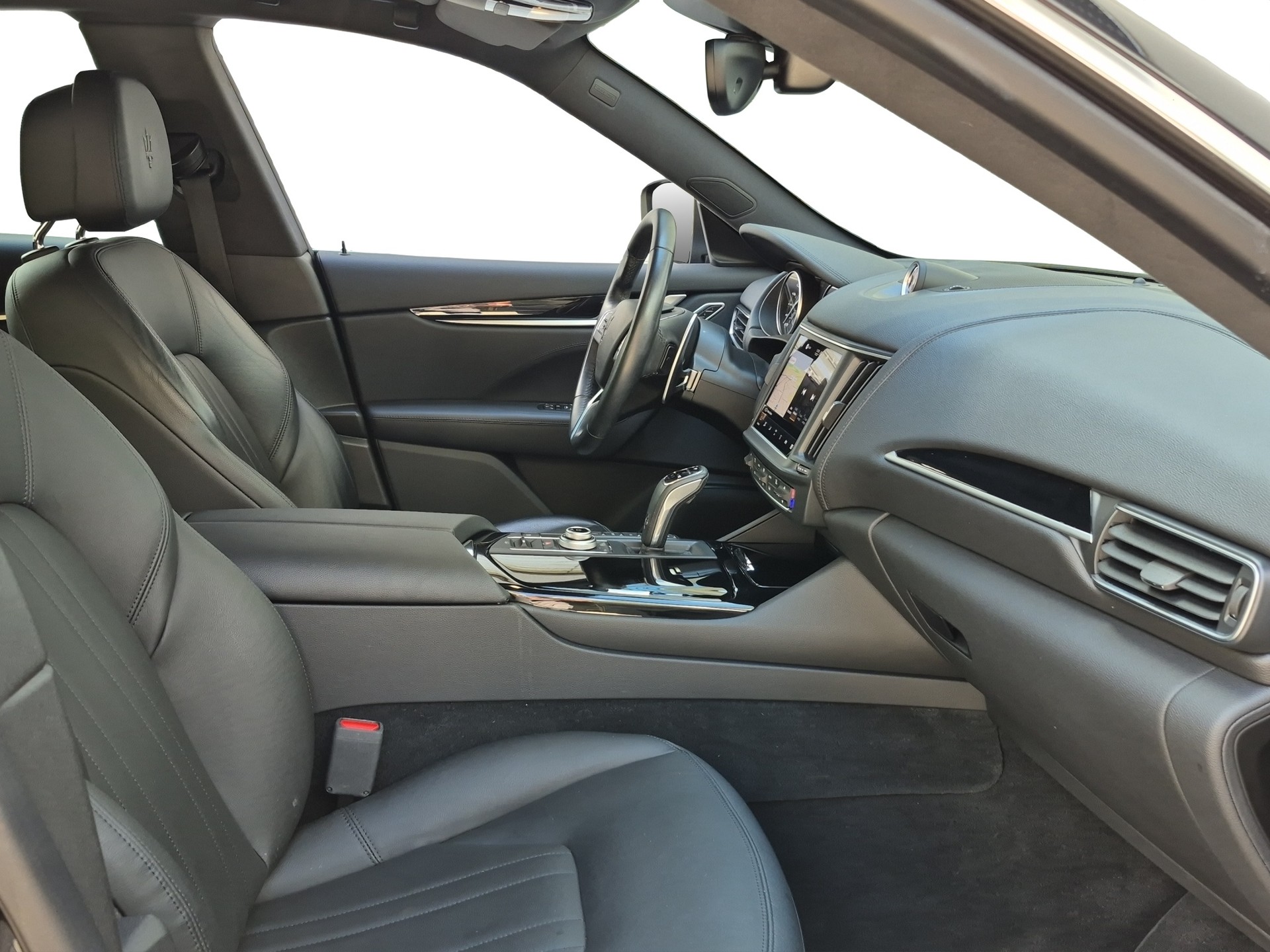 MASERATI Levante 3.0 V6 Essence Automatica-image-11