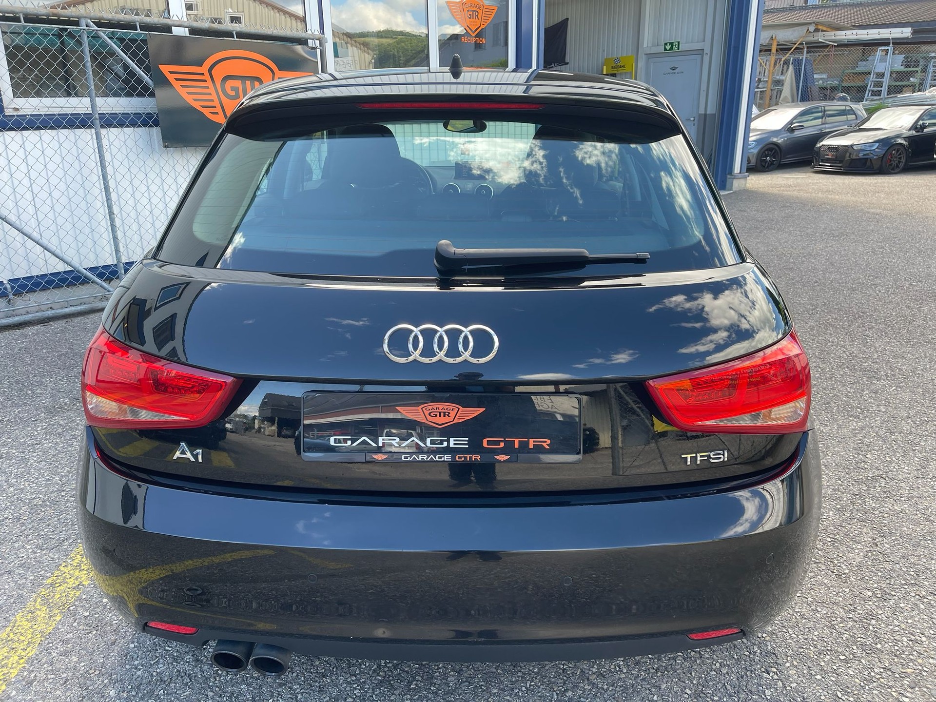 AUDI A1 Sportback 1.4 TFSI Ambition S-tronic-image-3