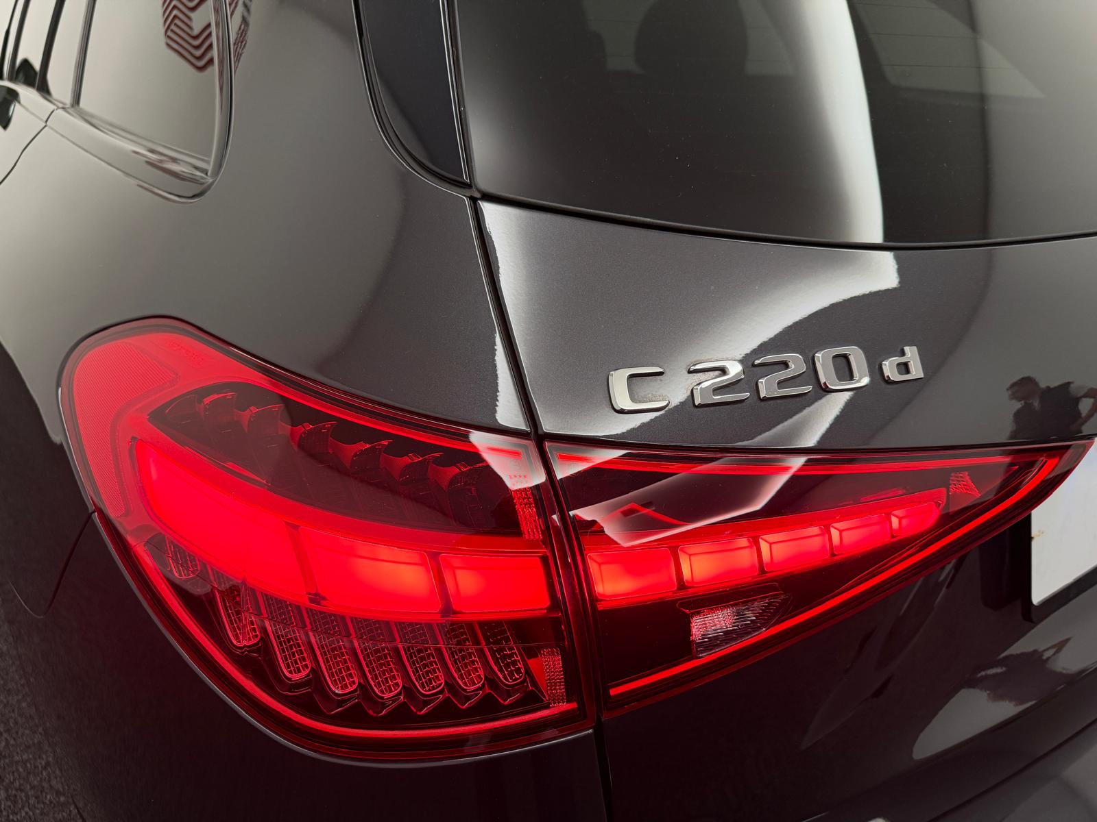 MERCEDES-BENZ C 220 d T 4 Matic-image-7
