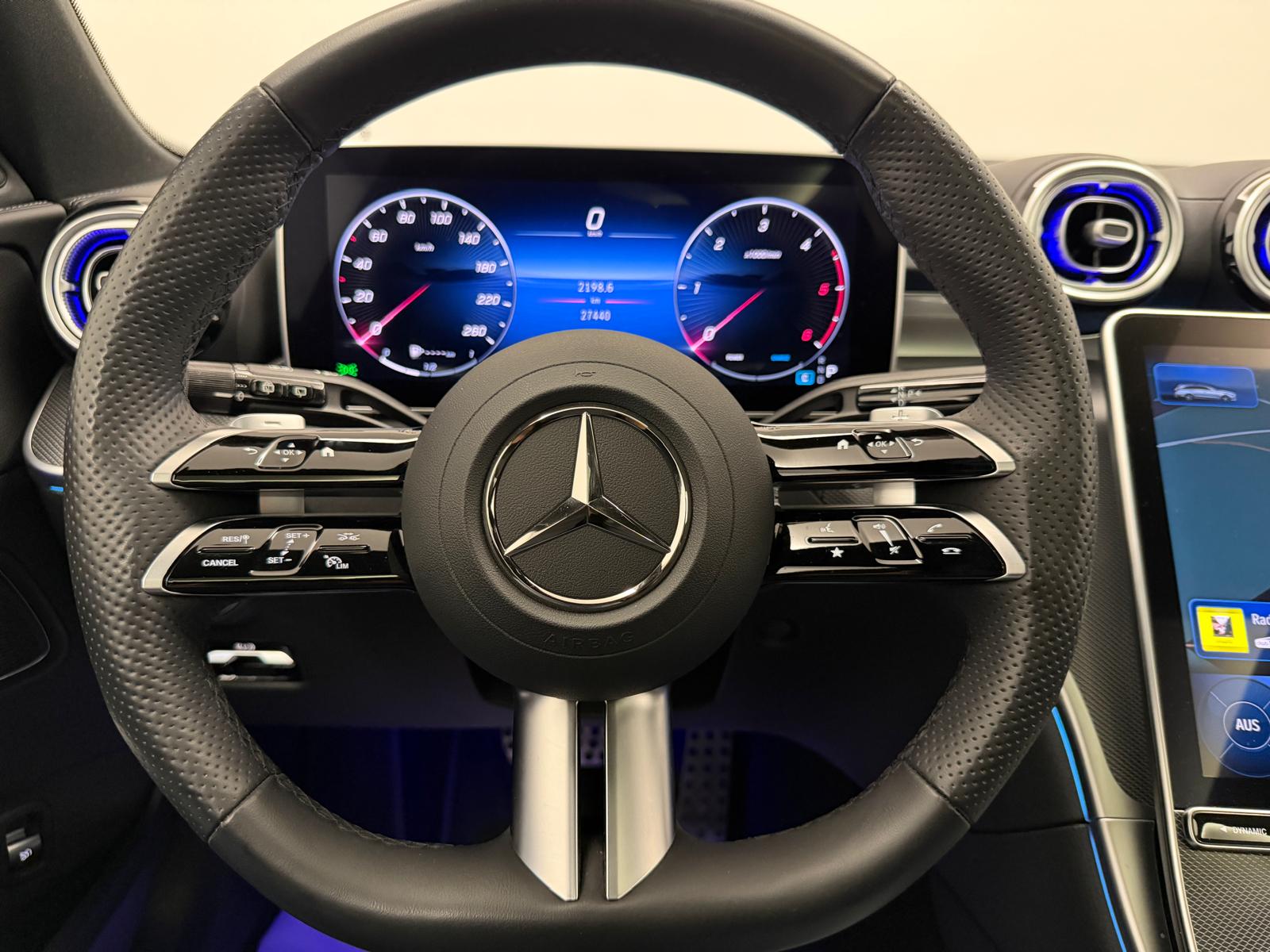 MERCEDES-BENZ C 220 d T 4 Matic-image-27
