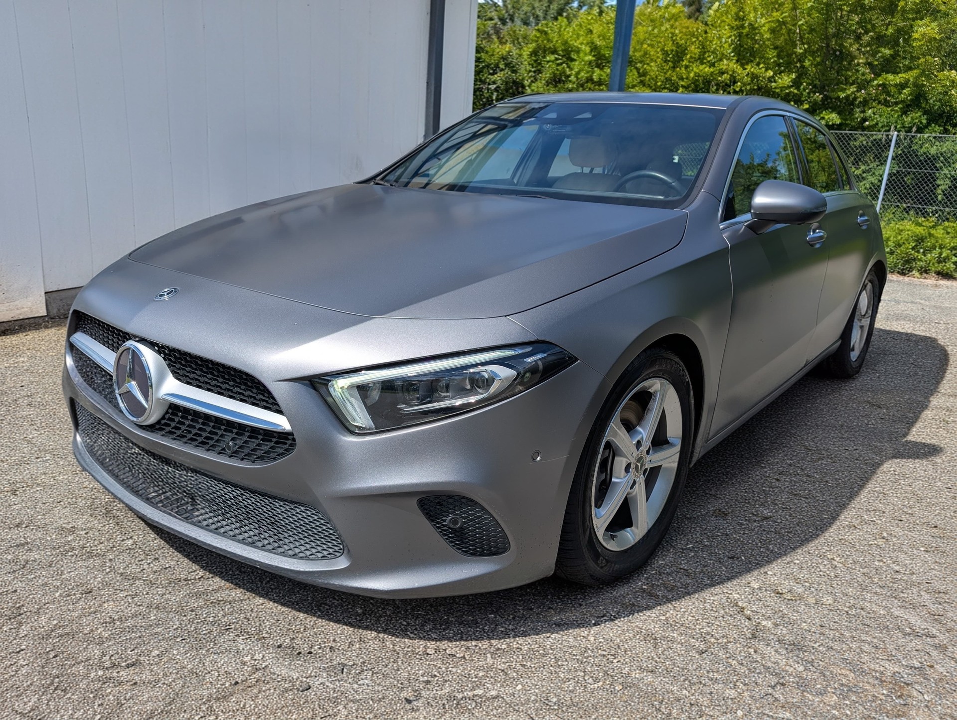 MERCEDES-BENZ A 250 Progressive-image-0