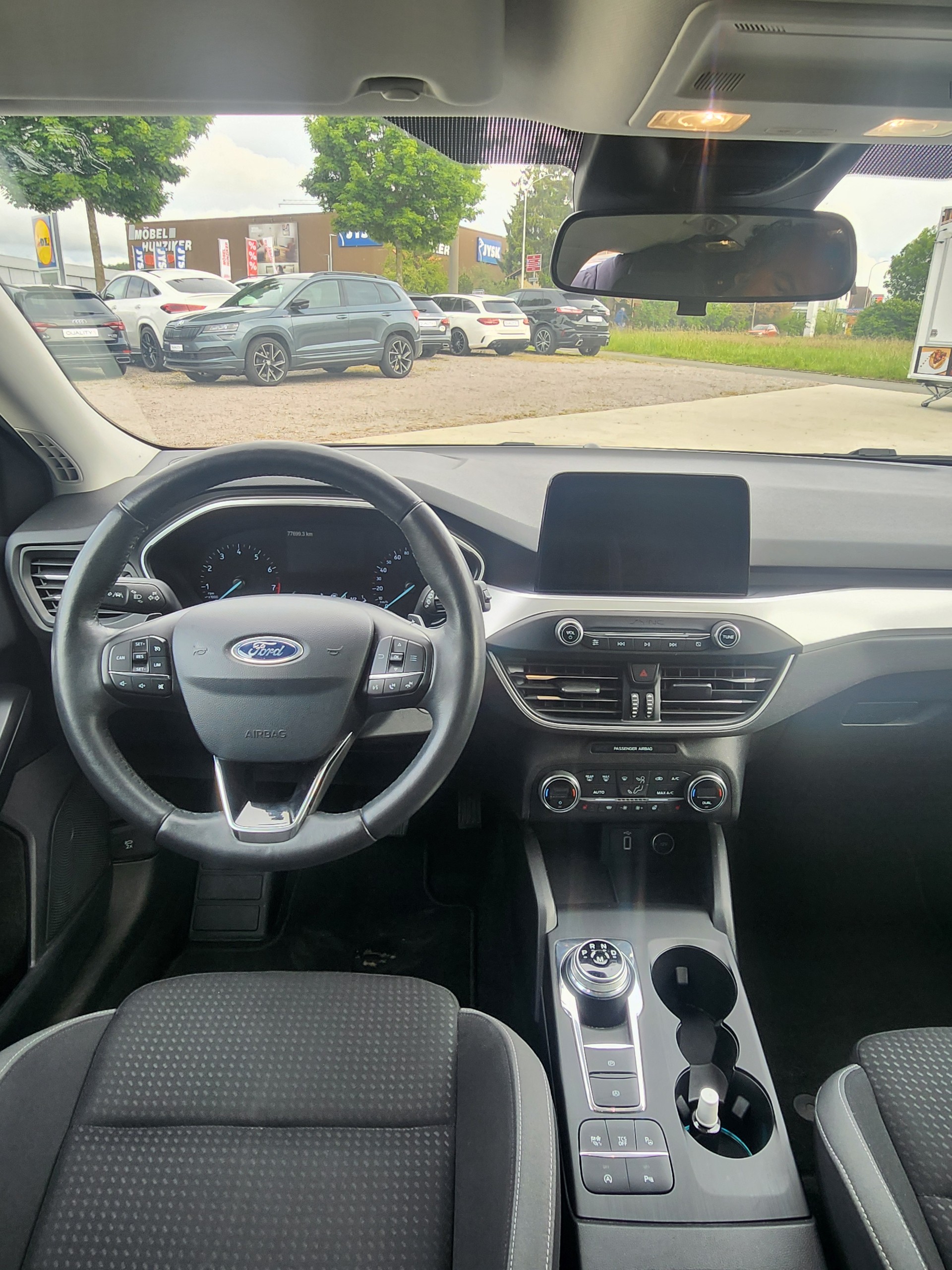 FORD Focus 1.0 SCTi Business Automatic-image-10