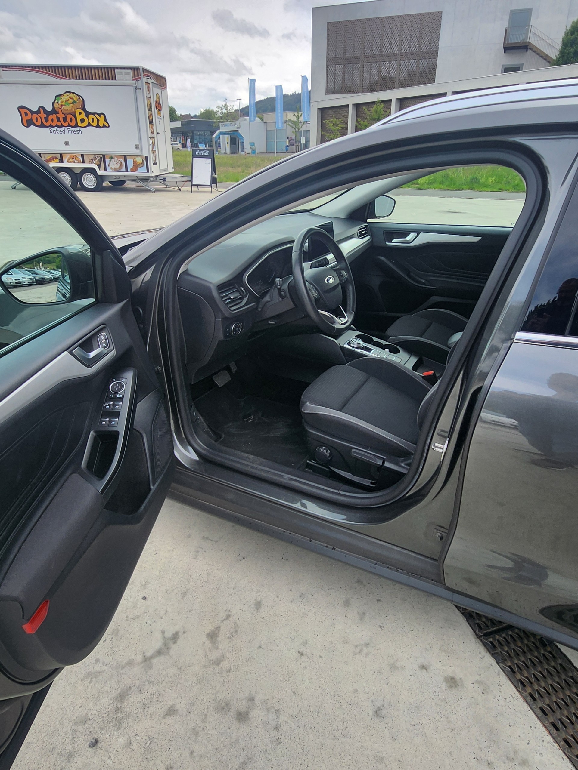 FORD Focus 1.0 SCTi Business Automatic-image-11