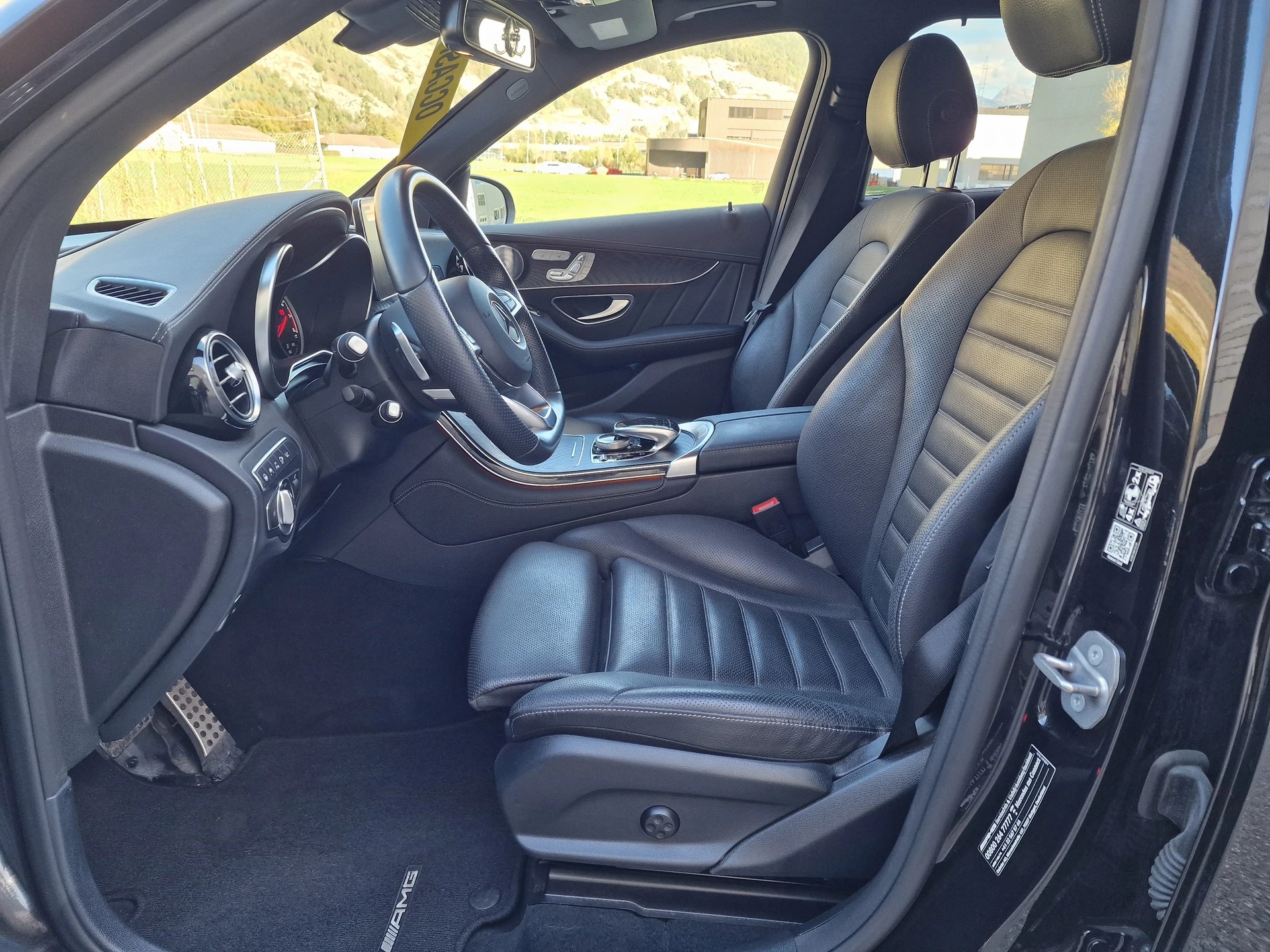 MERCEDES-BENZ GLC 43 AMG 4Matic 9G-Tronic-image-17