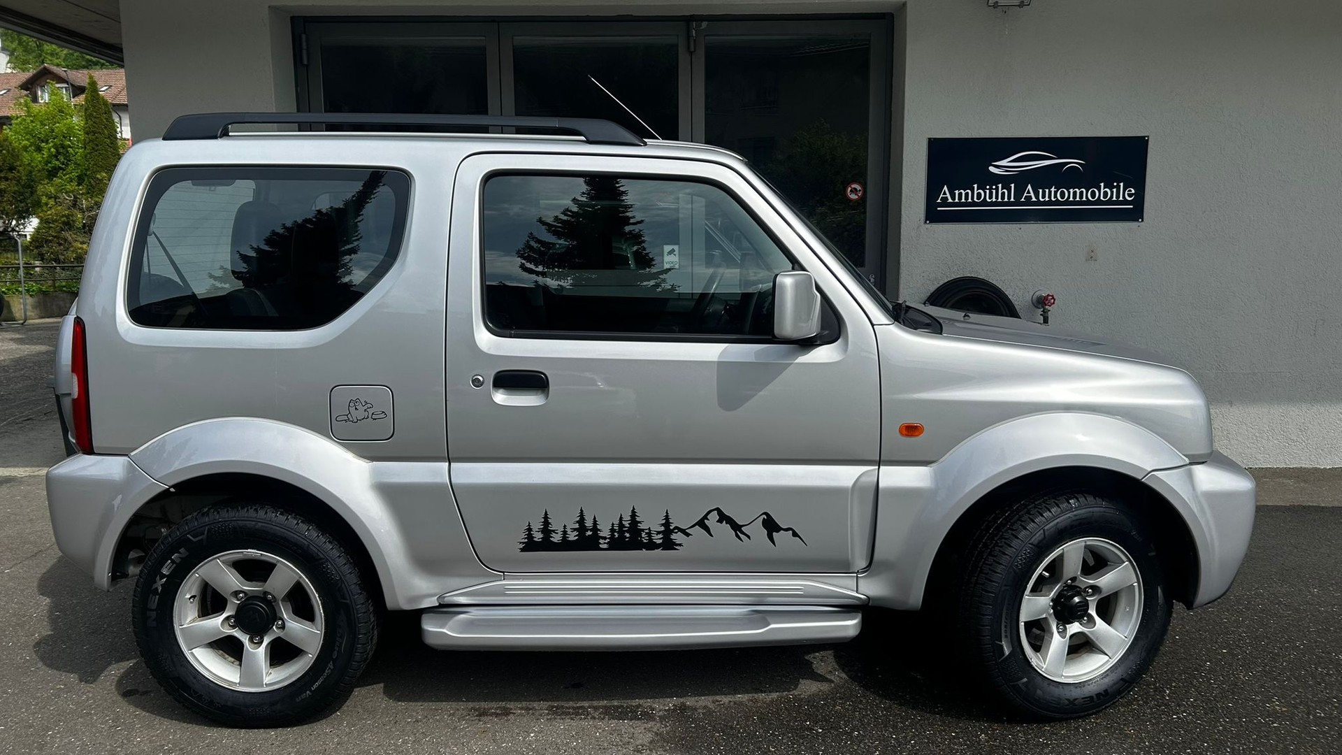 SUZUKI Jimny 1.3 16V GL Top-image-1
