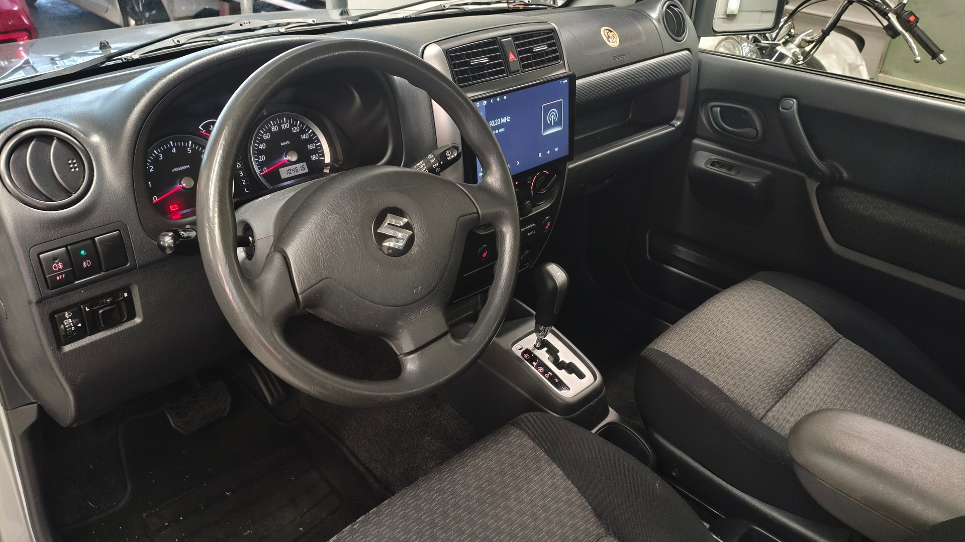 SUZUKI Jimny 1.3 16V GL Top-image-8