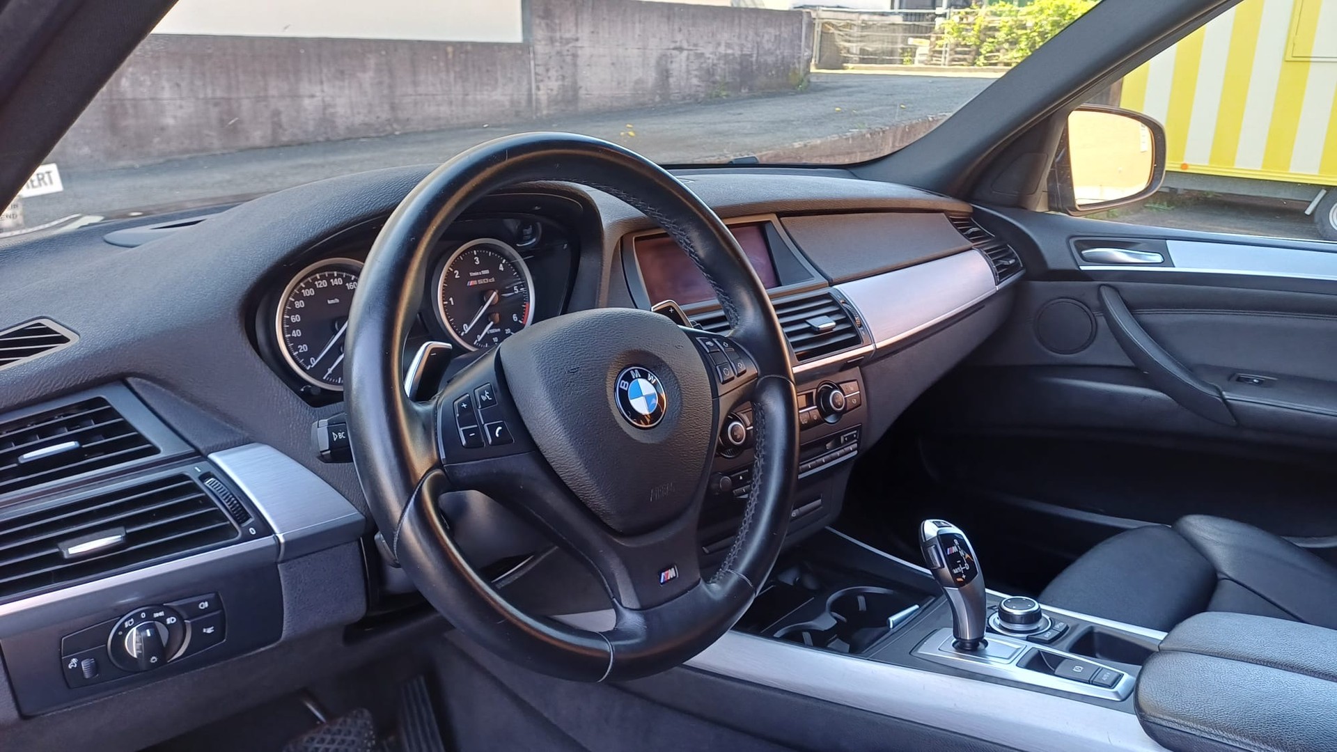 BMW X5 xDrive M50d Steptronic-image-9