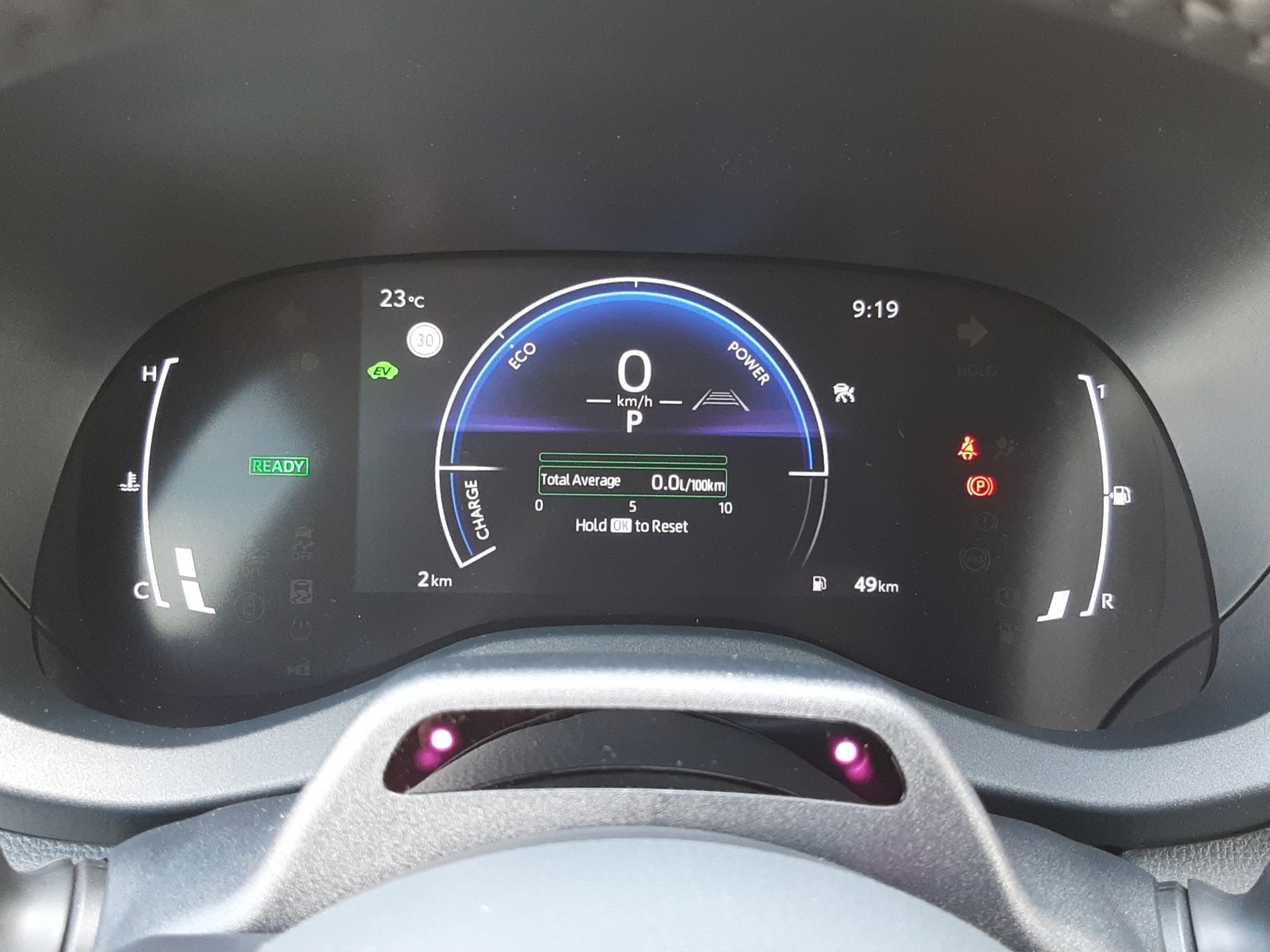TOYOTA Yaris 1.5 VVT-i HSD Trend-image-9