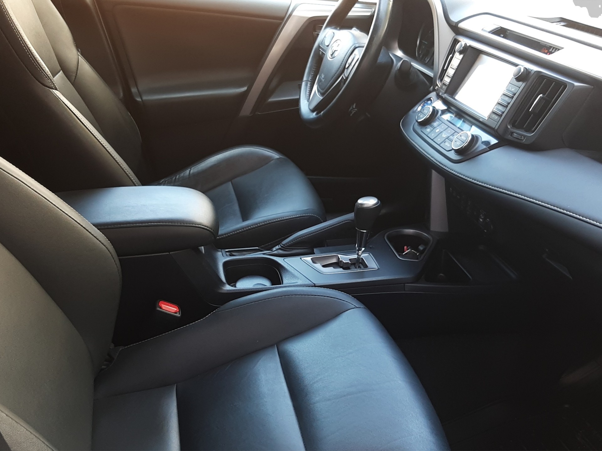 TOYOTA RAV4 2.5 HSD Premium-image-15