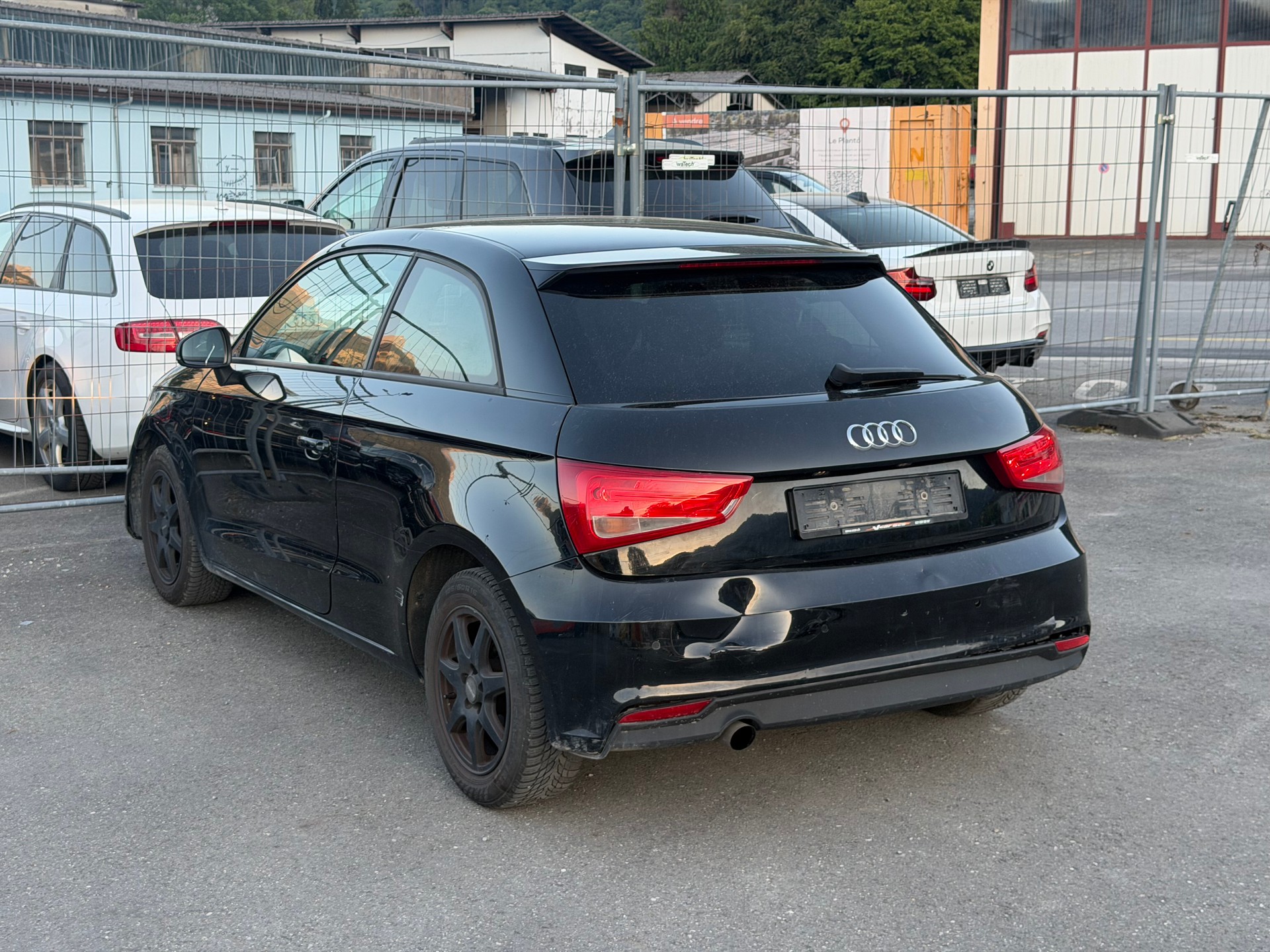 AUDI A1 1.0 TFSI Design S-tronic-image-4