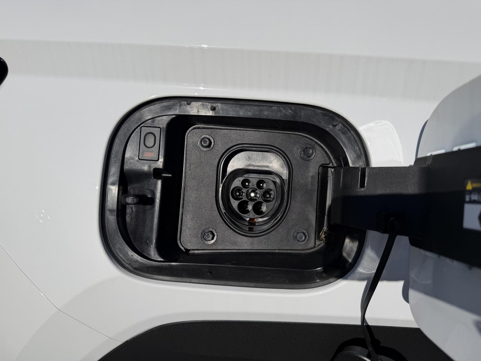 HYUNDAI Tucson 1.6 T-GDi PHEV Vertex Swiss Edition 4WD-image-5