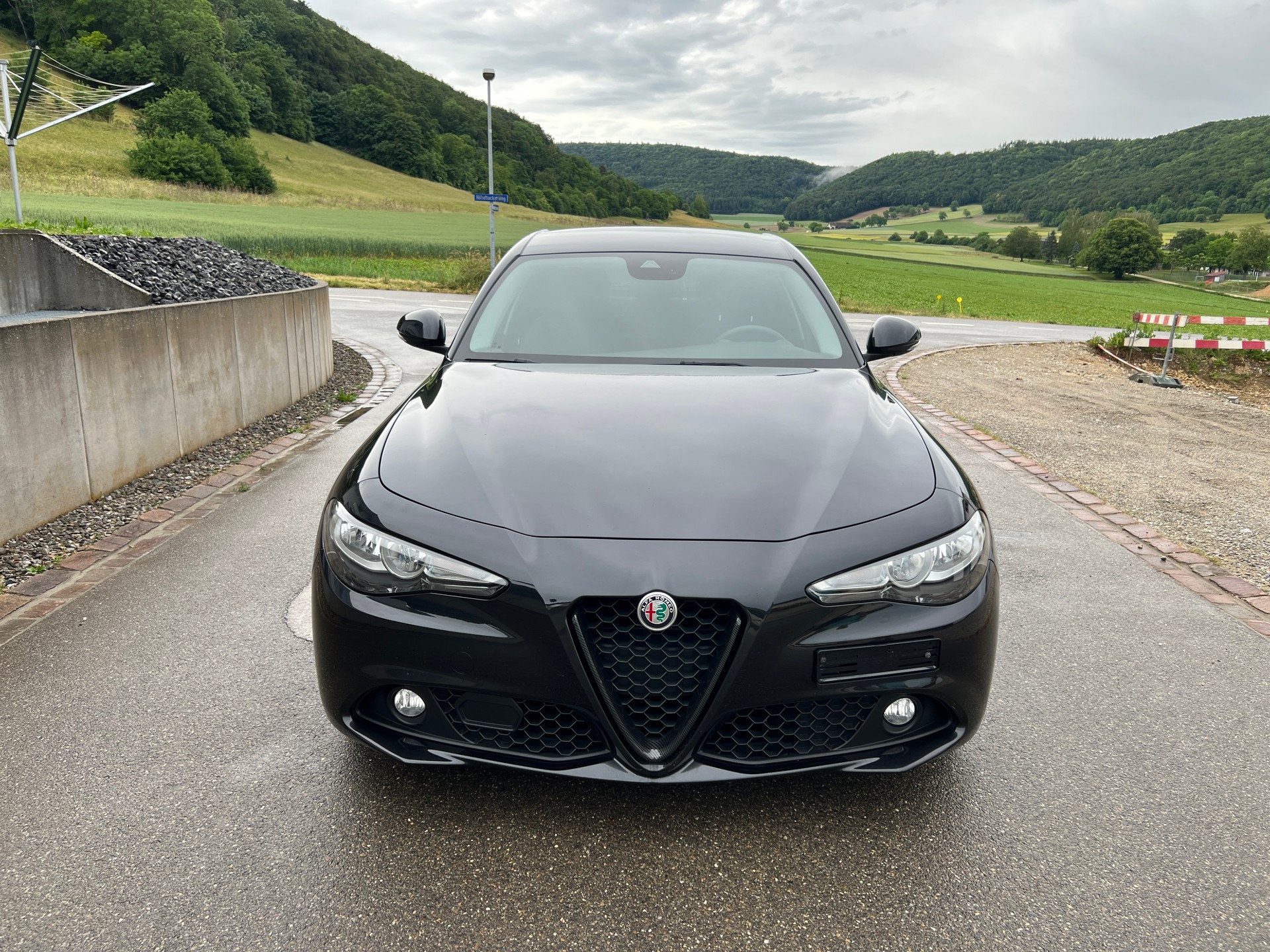 ALFA ROMEO Giulia 2.2 JTDM Super Automatic * 20" Alufelgen *-image-4