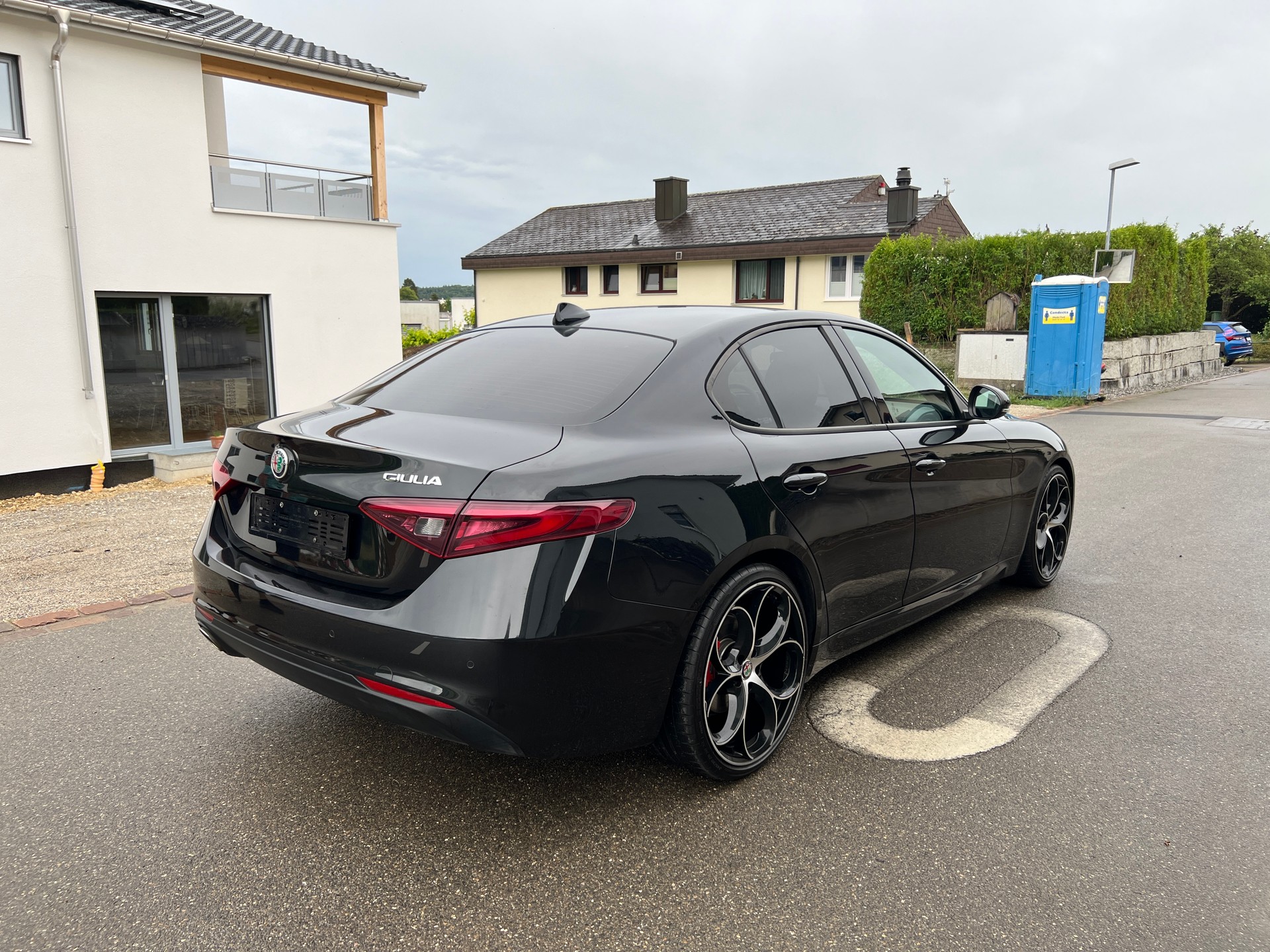ALFA ROMEO Giulia 2.2 JTDM Super Automatic * 20" Alufelgen *-image-7