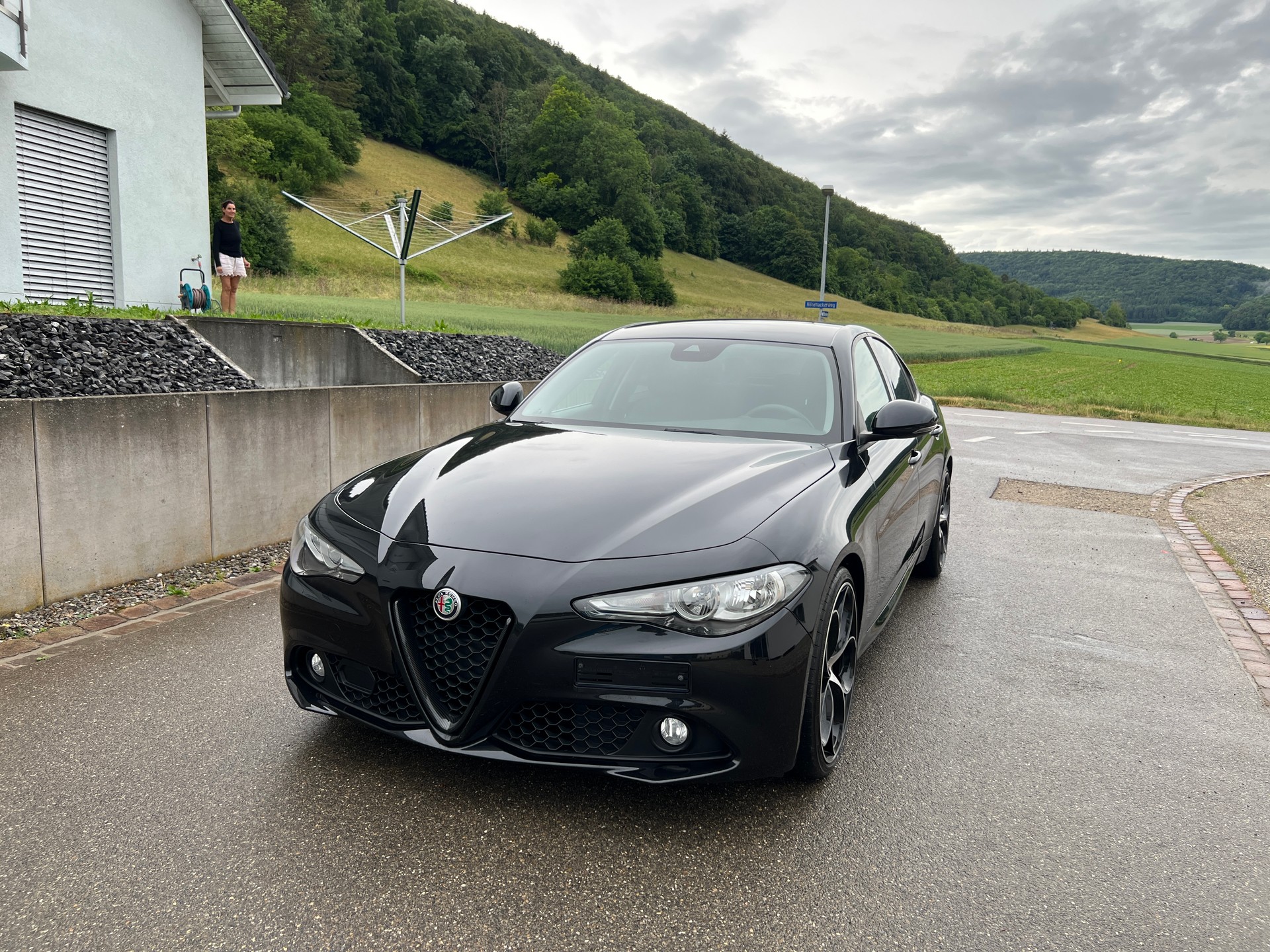 ALFA ROMEO Giulia 2.2 JTDM Super Automatic * 20" Alufelgen *-image-3