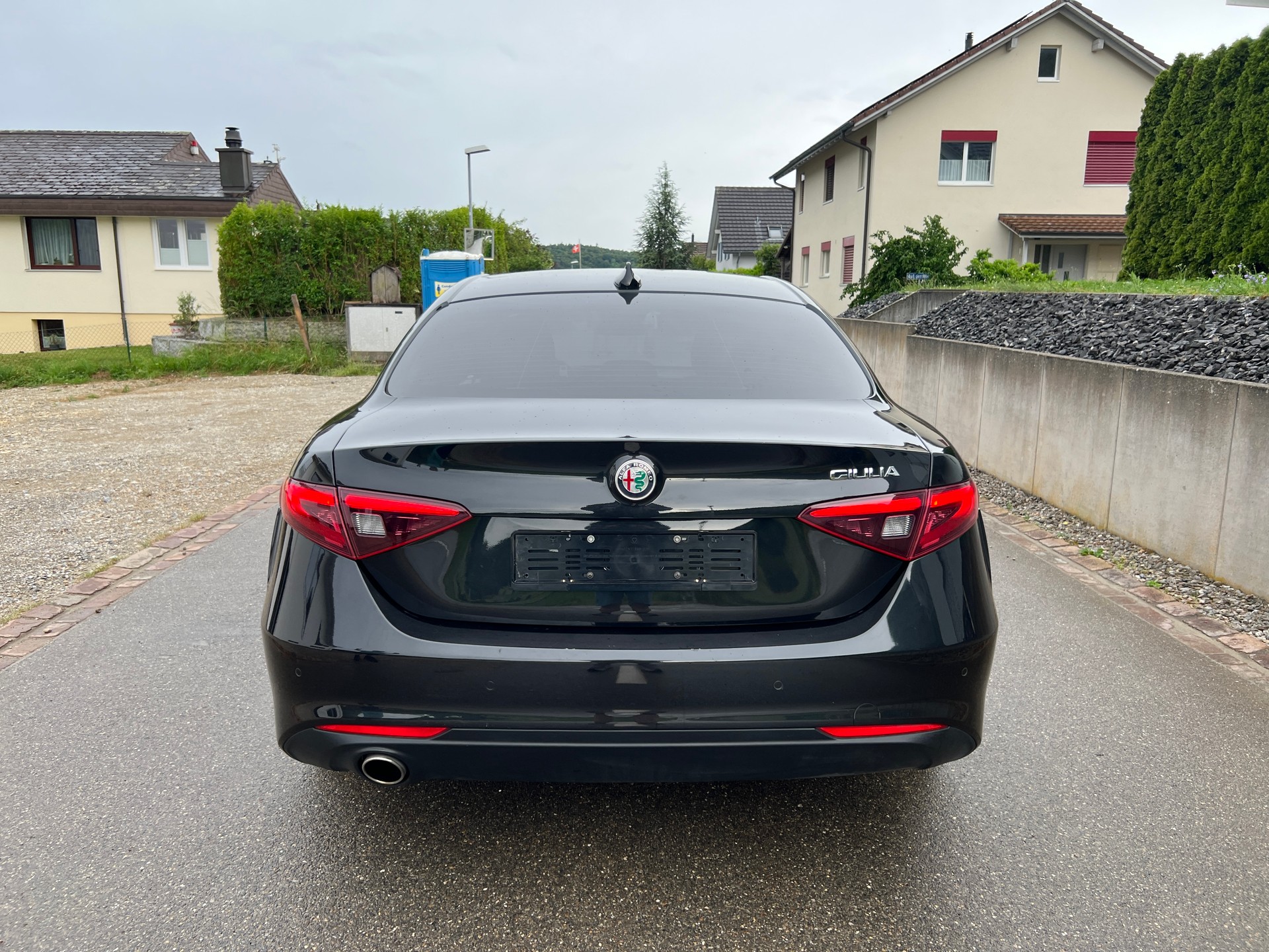 ALFA ROMEO Giulia 2.2 JTDM Super Automatic * 20" Alufelgen *-image-8