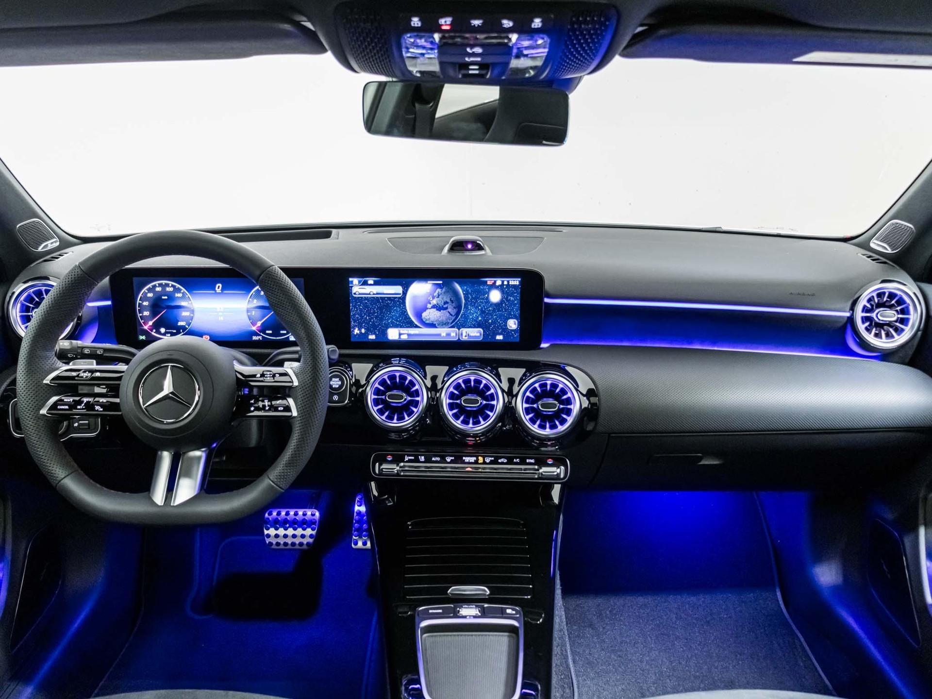 MERCEDES-BENZ A 200 Night Star-image-11