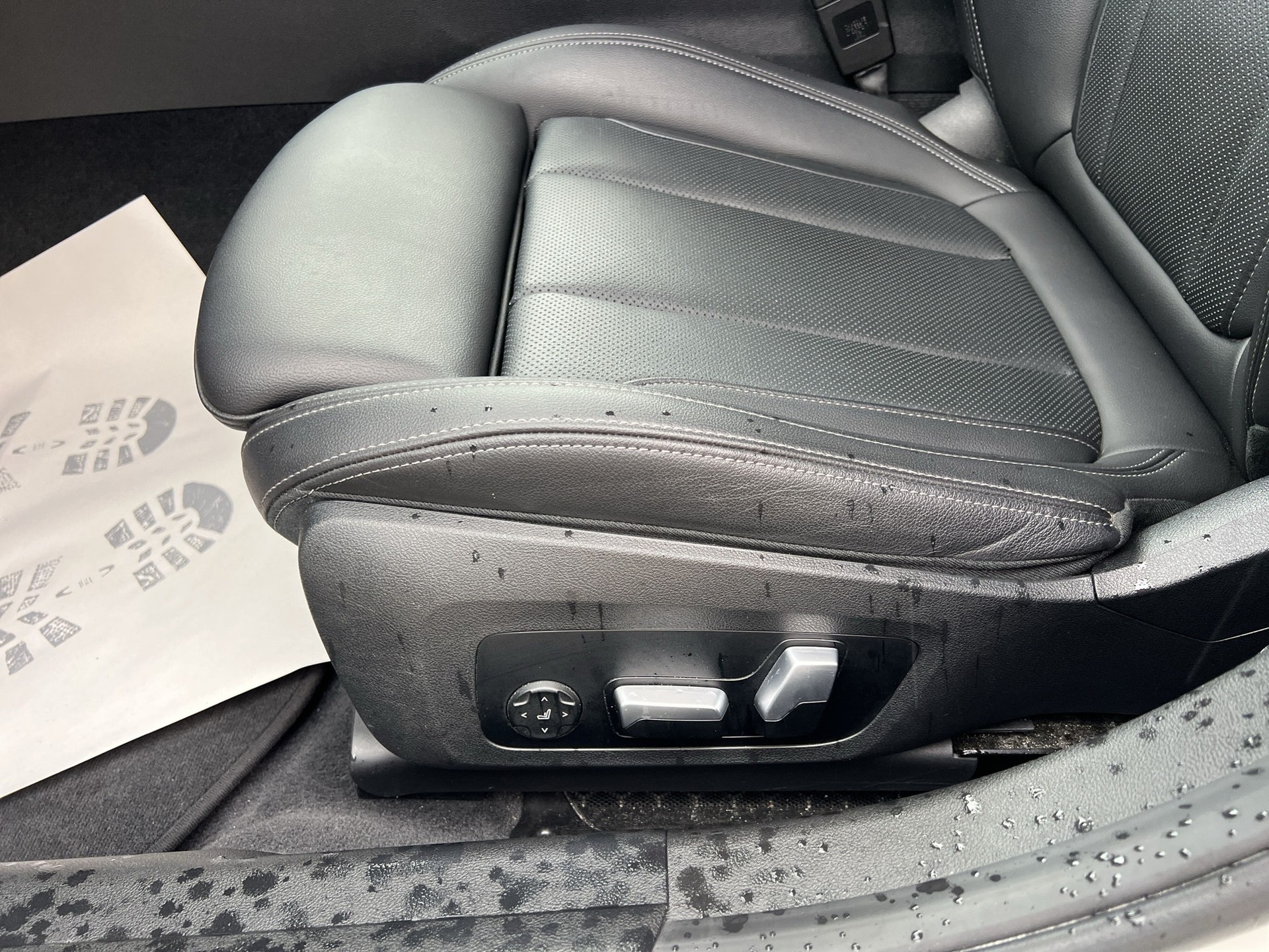 BMW 318i Touring Steptronic-image-18