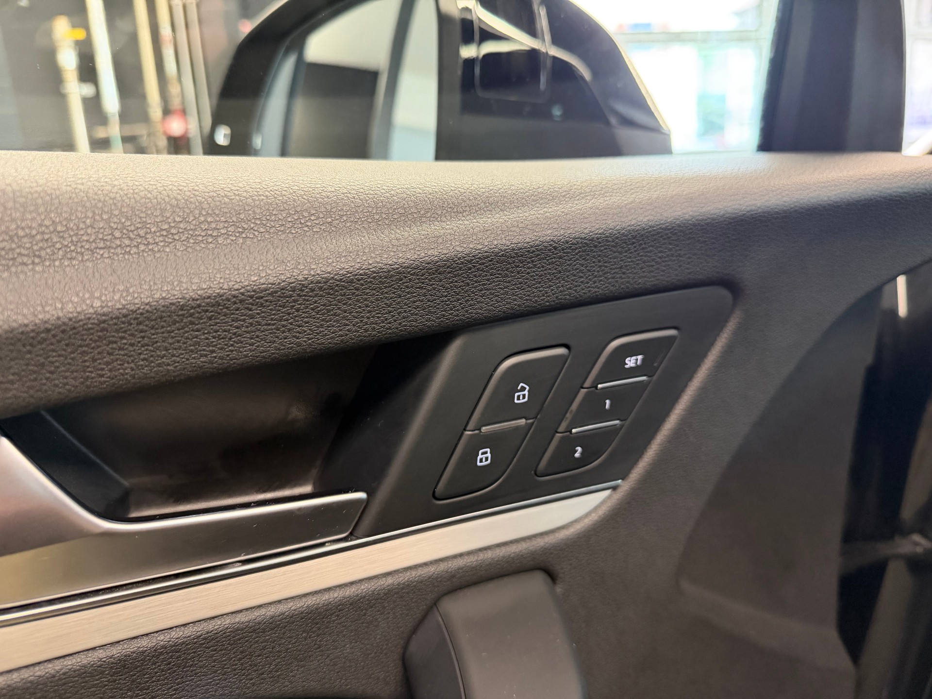 AUDI Q5 3.0 TDI sport S-Line quattro tiptronic-image-17