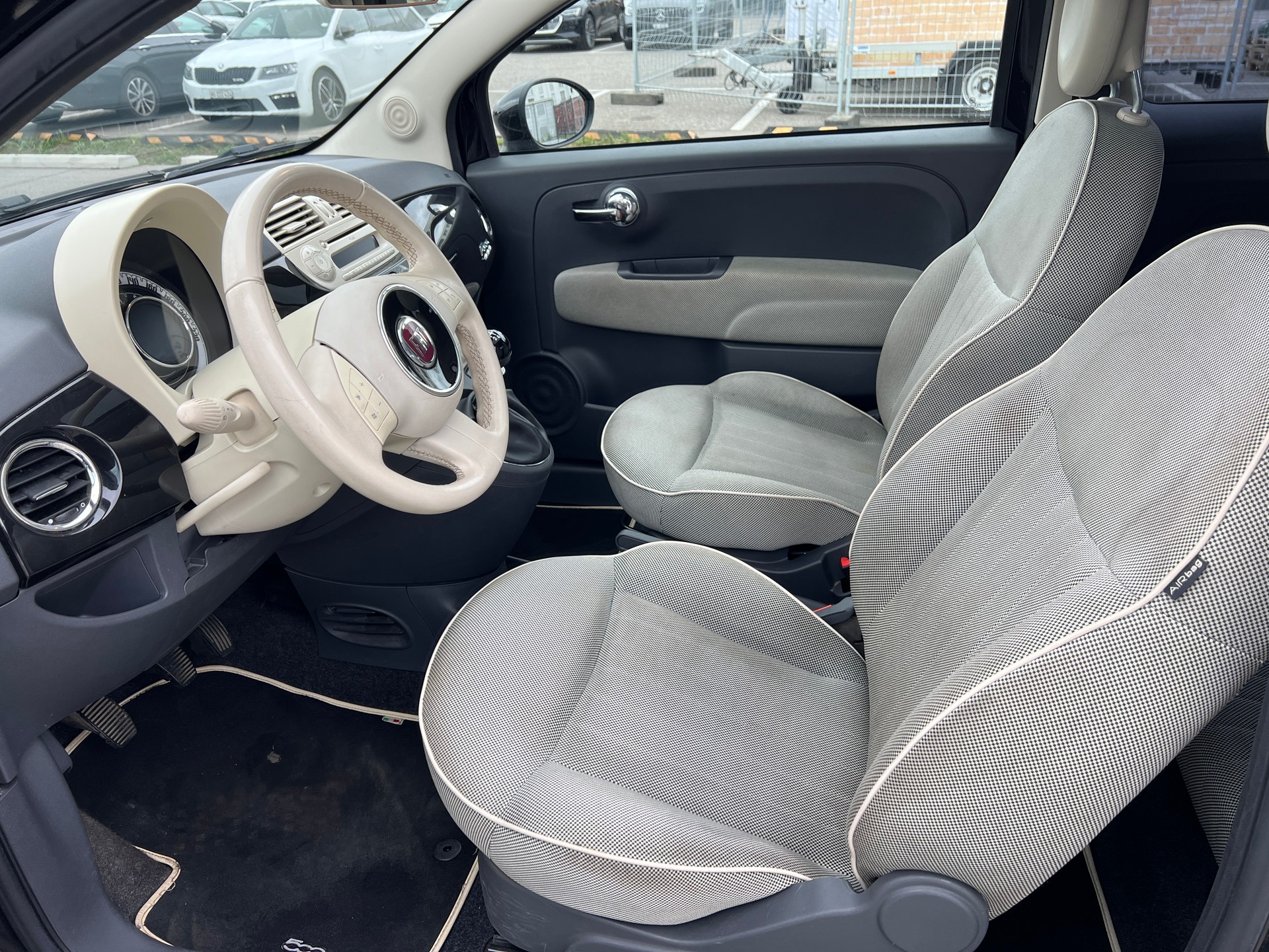 FIAT 500 1.2 Lounge-image-6
