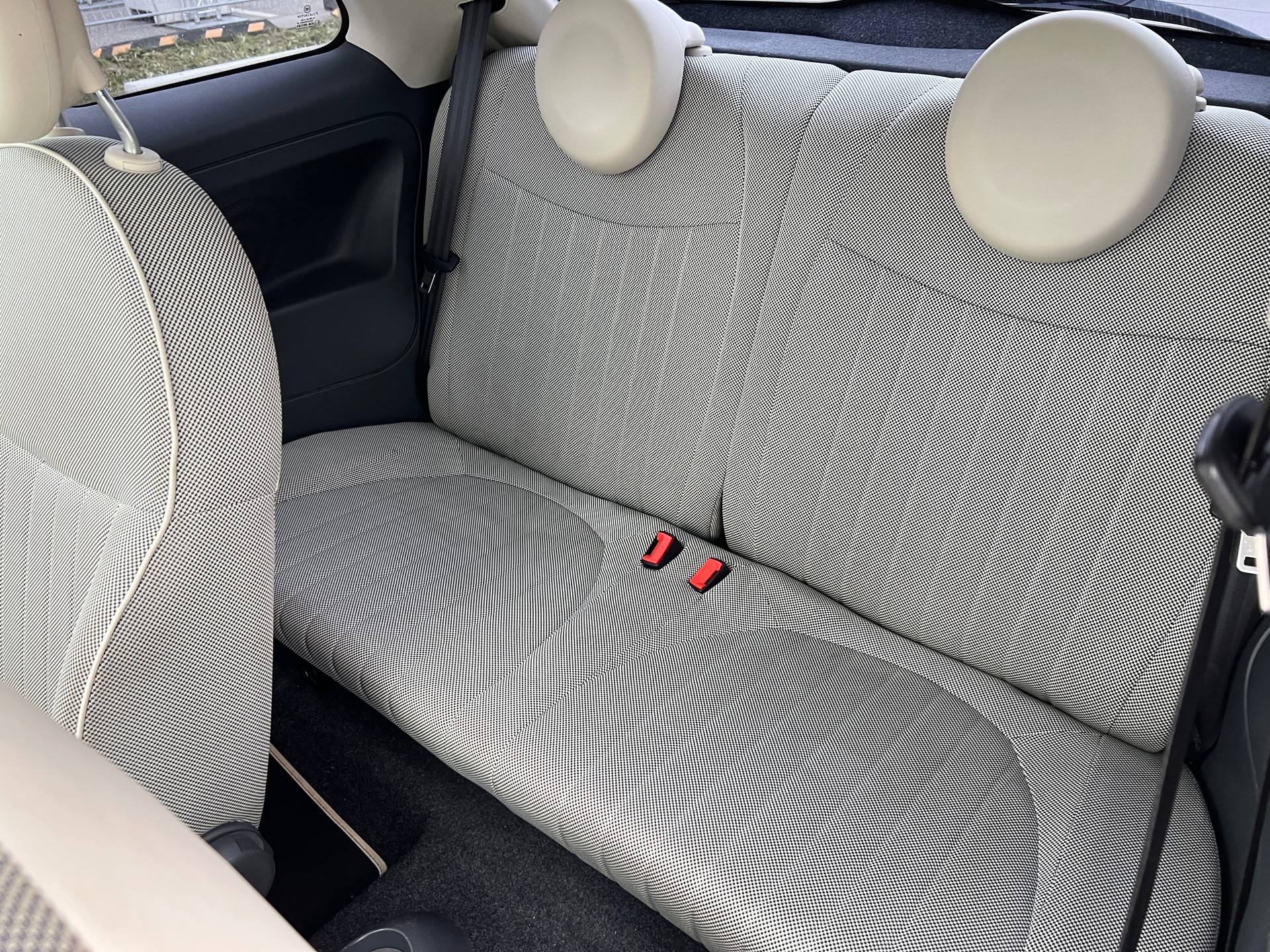FIAT 500 1.2 Lounge-image-11