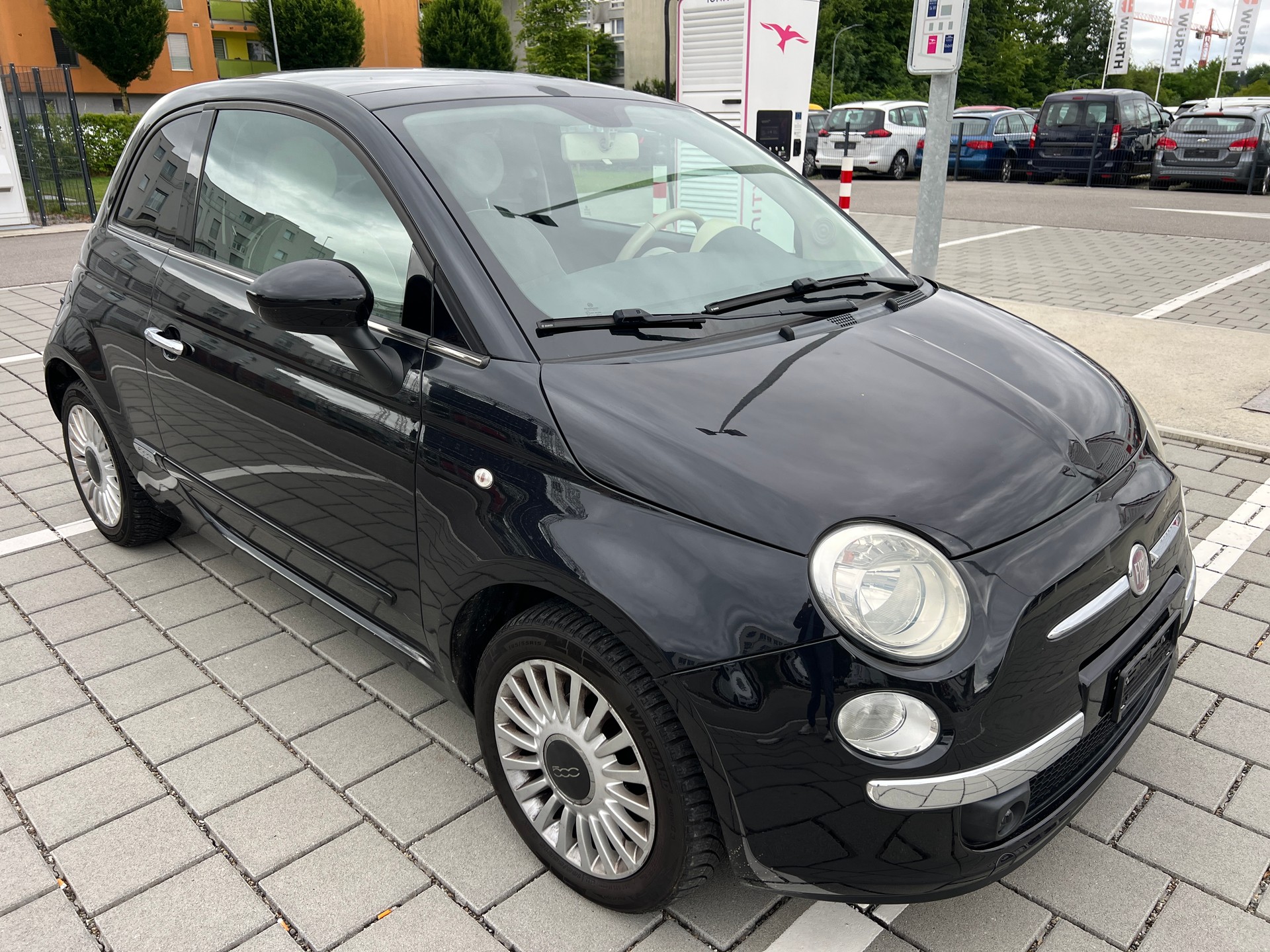 FIAT 500 1.2 Lounge-image-2