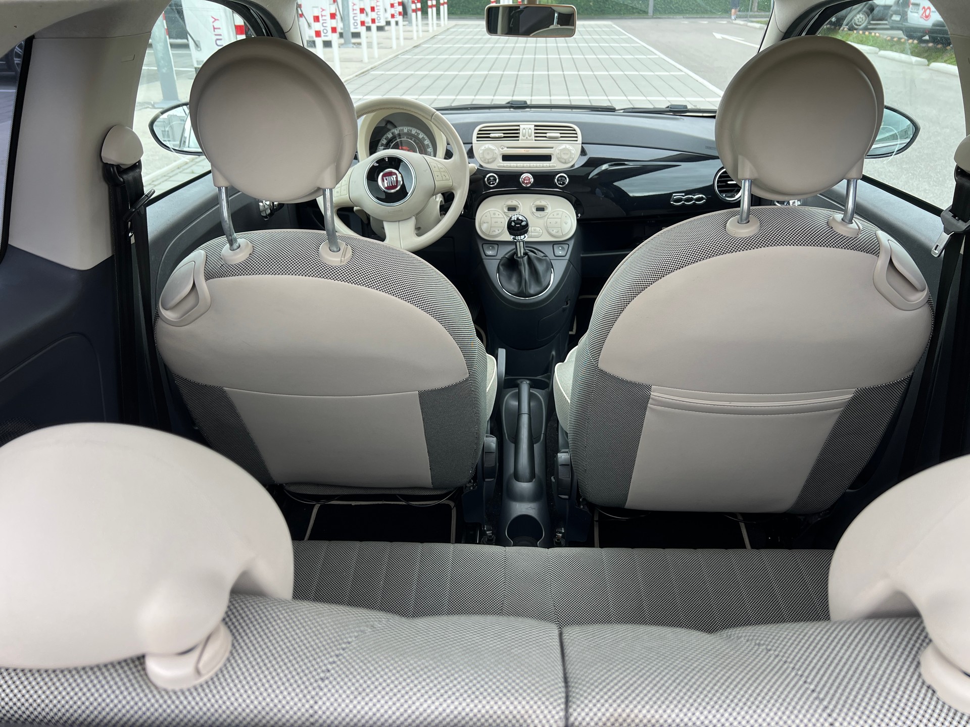 FIAT 500 1.2 Lounge-image-12