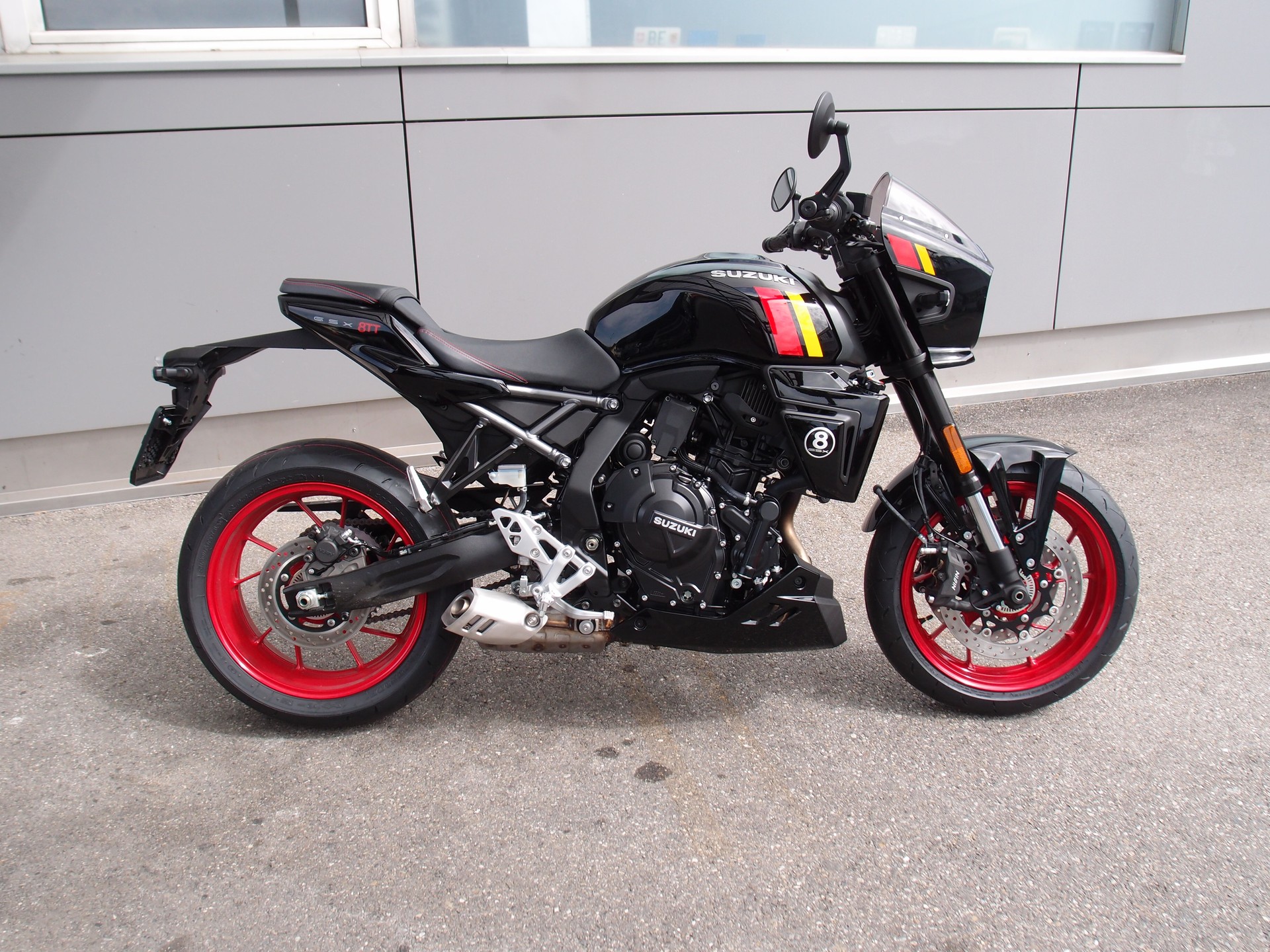 SUZUKI GSX 8TT-image-1