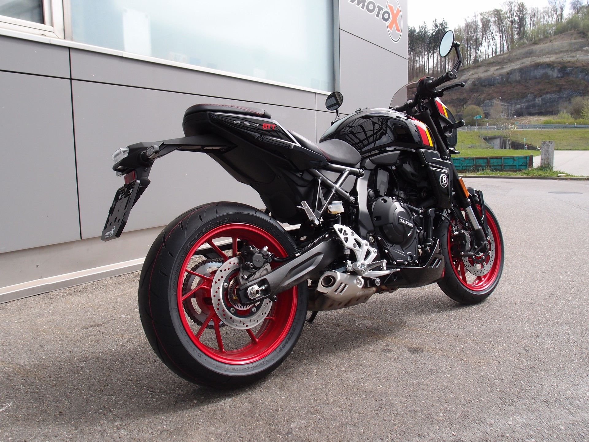 SUZUKI GSX 8TT-image-2