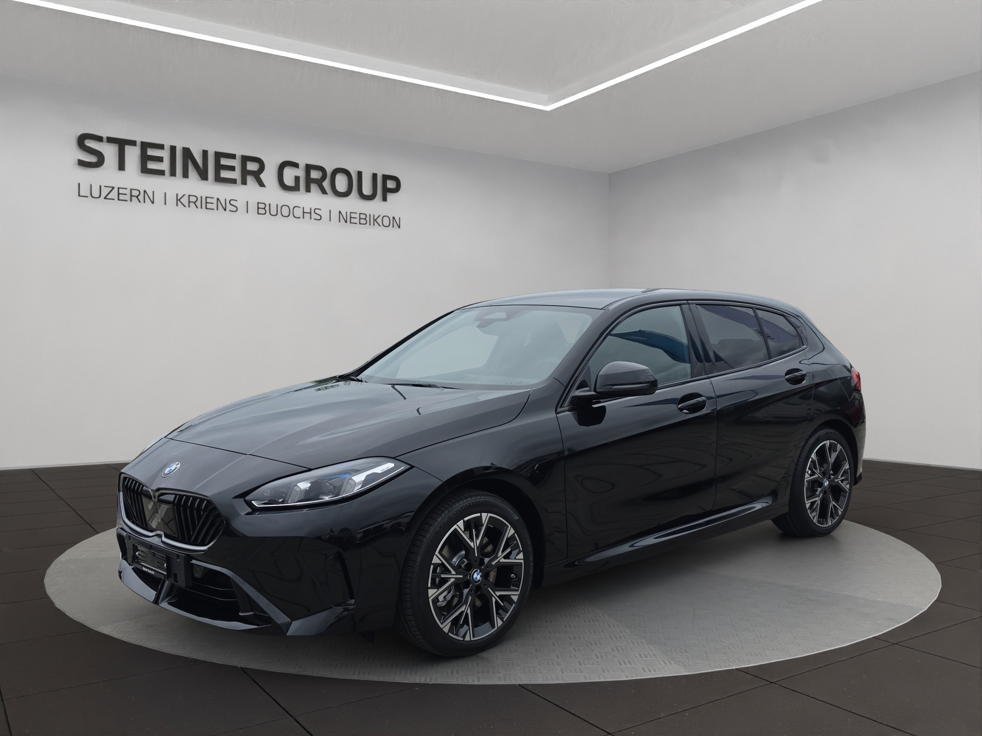 BMW 123 xDrive M Sport Steptronic-image-0