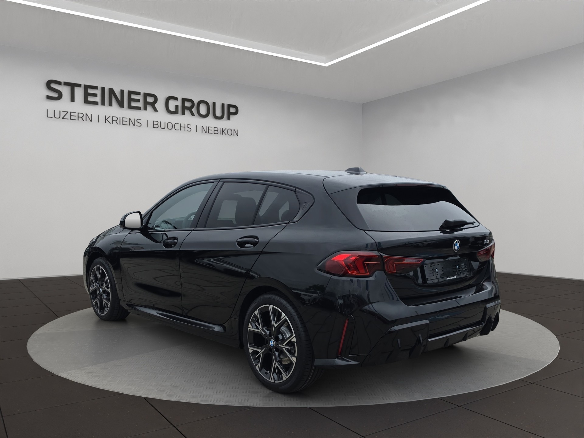 BMW 123 xDrive M Sport Steptronic-image-6
