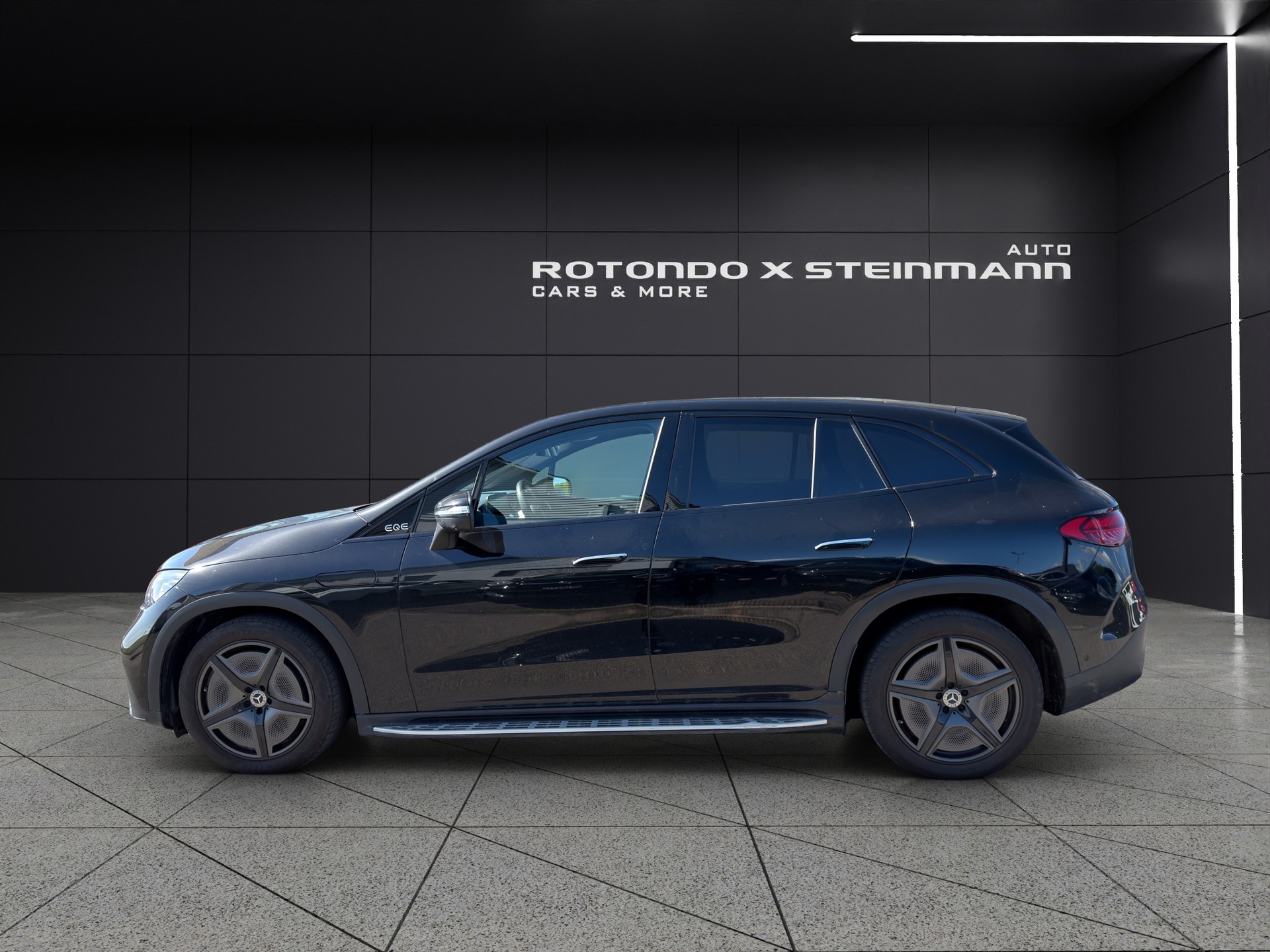 MERCEDES-BENZ EQE SUV 500 4 Matic Executive Edition-image-1