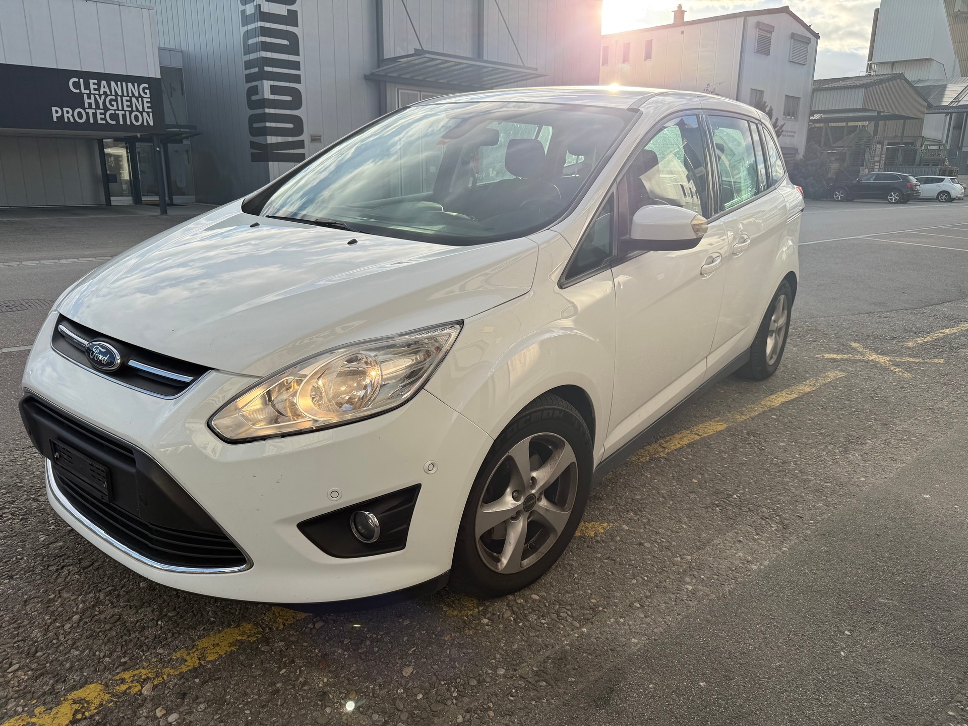 FORD Grand C-Max 1.0 SCTi Carving-image-1
