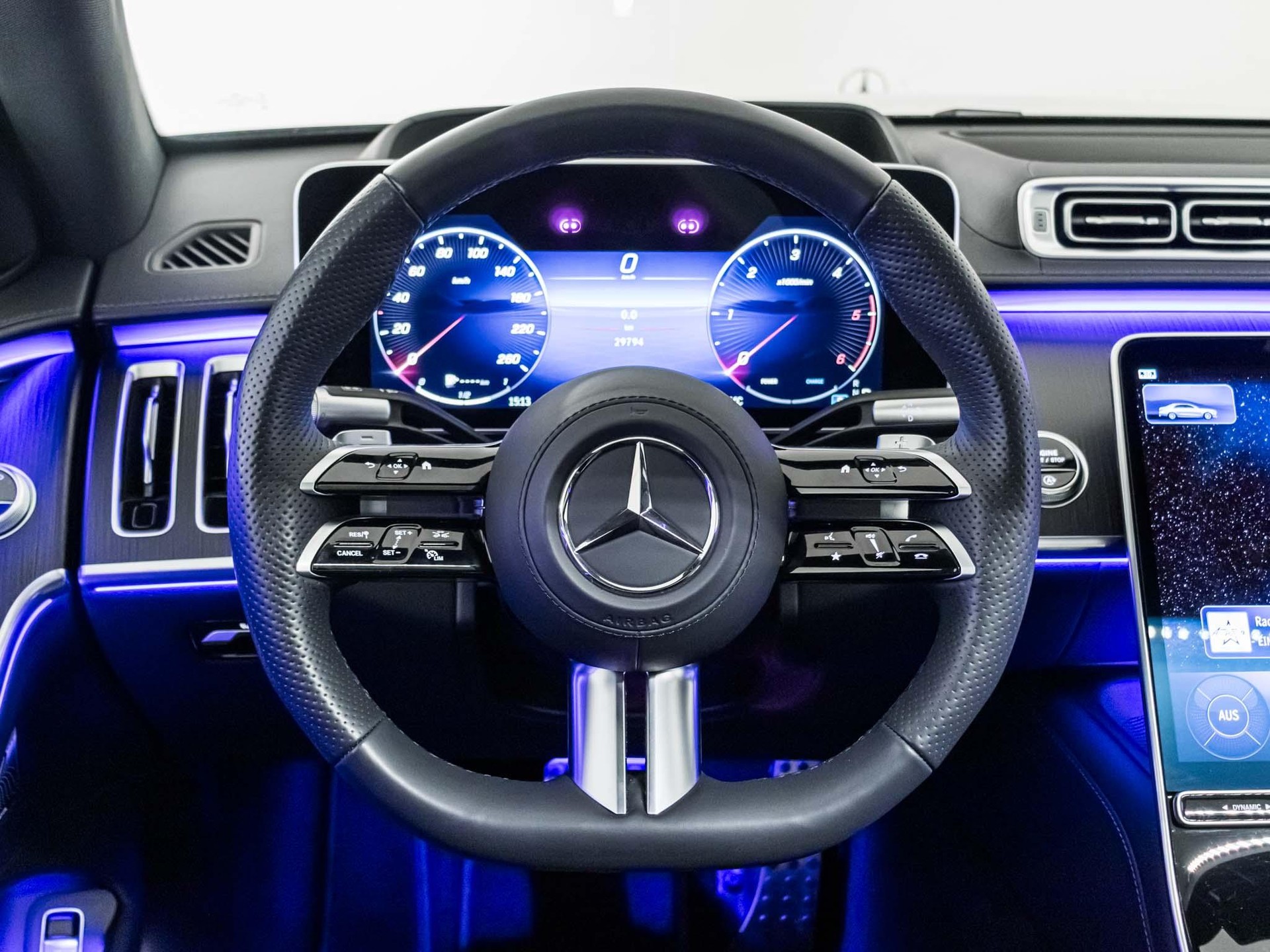 MERCEDES-BENZ S 350 d 4MATIC-image-9