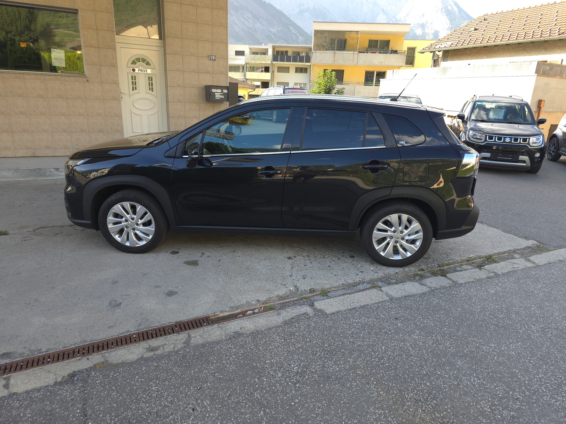 SUZUKI S-Cross 1.4 16V Compact+ MHD 4WD-image-9