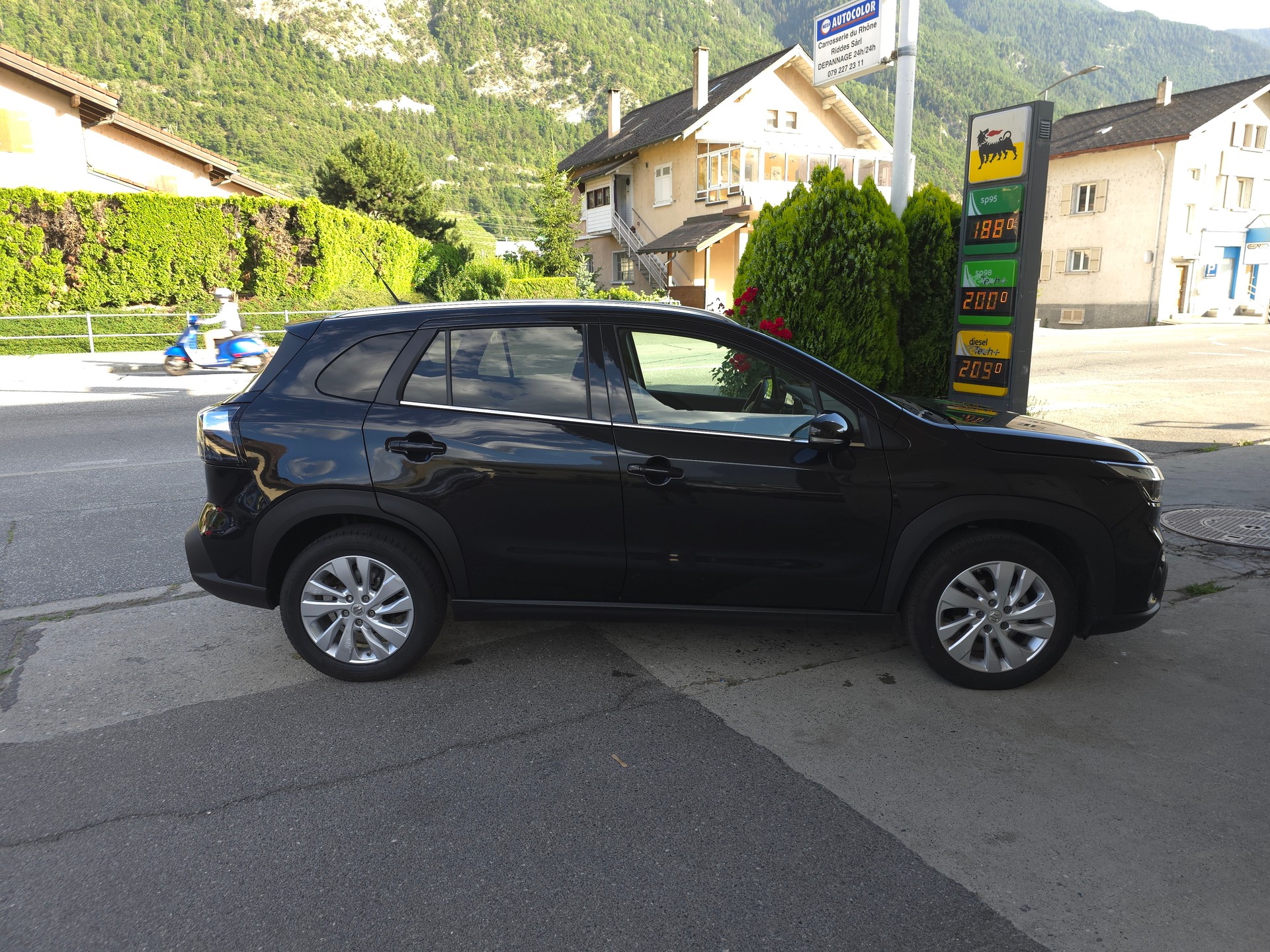 SUZUKI S-Cross 1.4 16V Compact+ MHD 4WD-image-3
