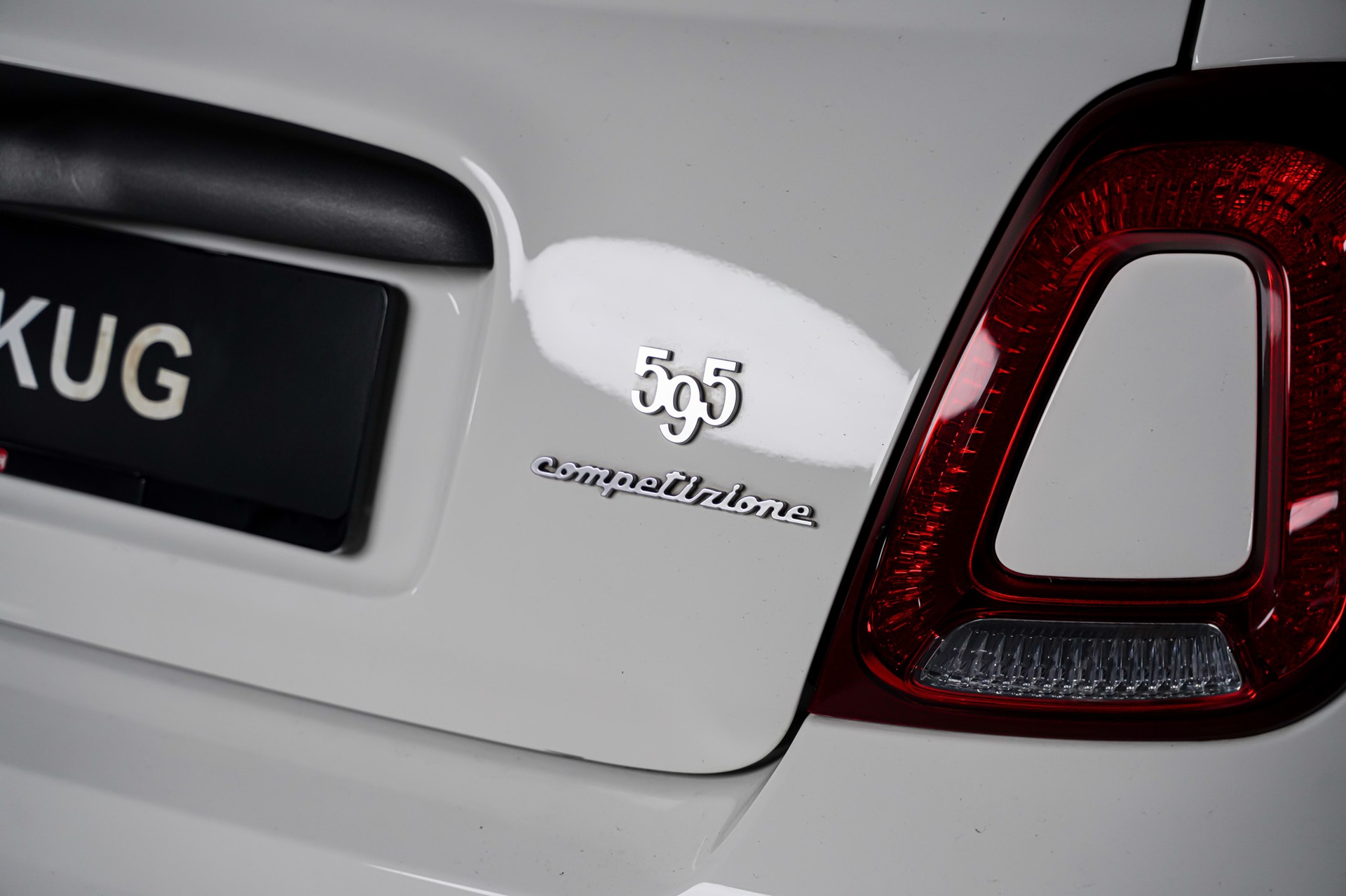 FIAT 595C 1.4 16V Turbo Abarth Competizione-image-9