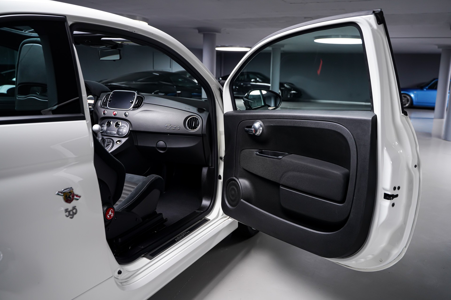 FIAT 595C 1.4 16V Turbo Abarth Competizione-image-16