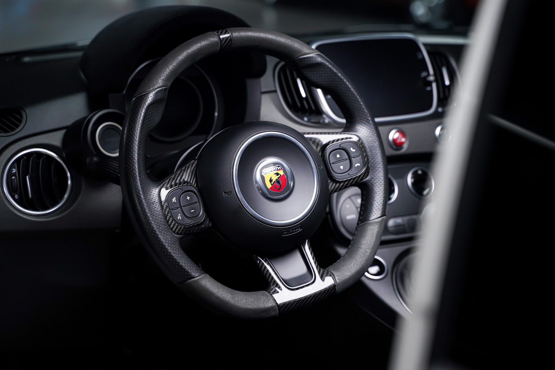FIAT 595C 1.4 16V Turbo Abarth Competizione-image-11