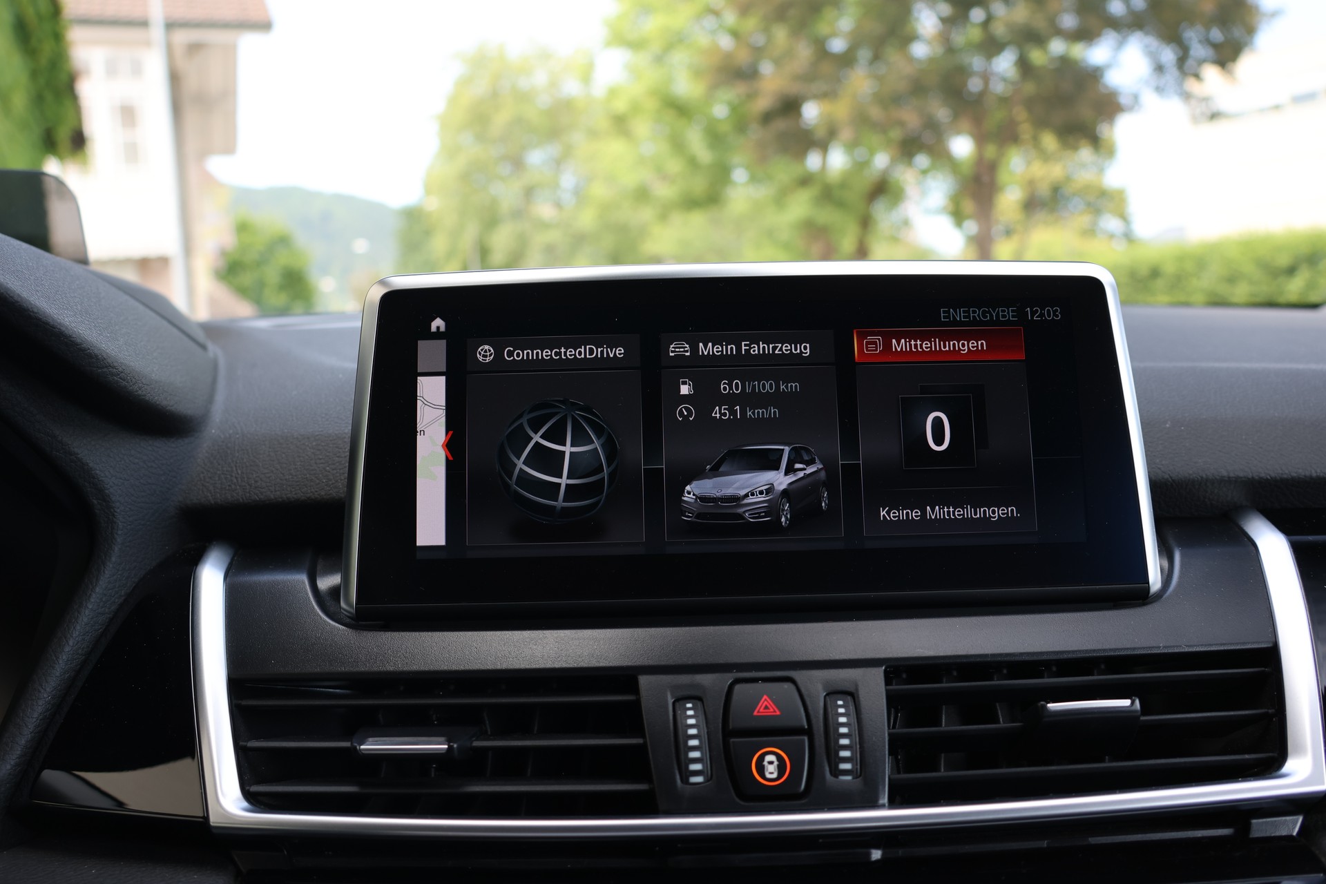 BMW 218d xDrive Active Tourer Steptronic Sport Line-image-22