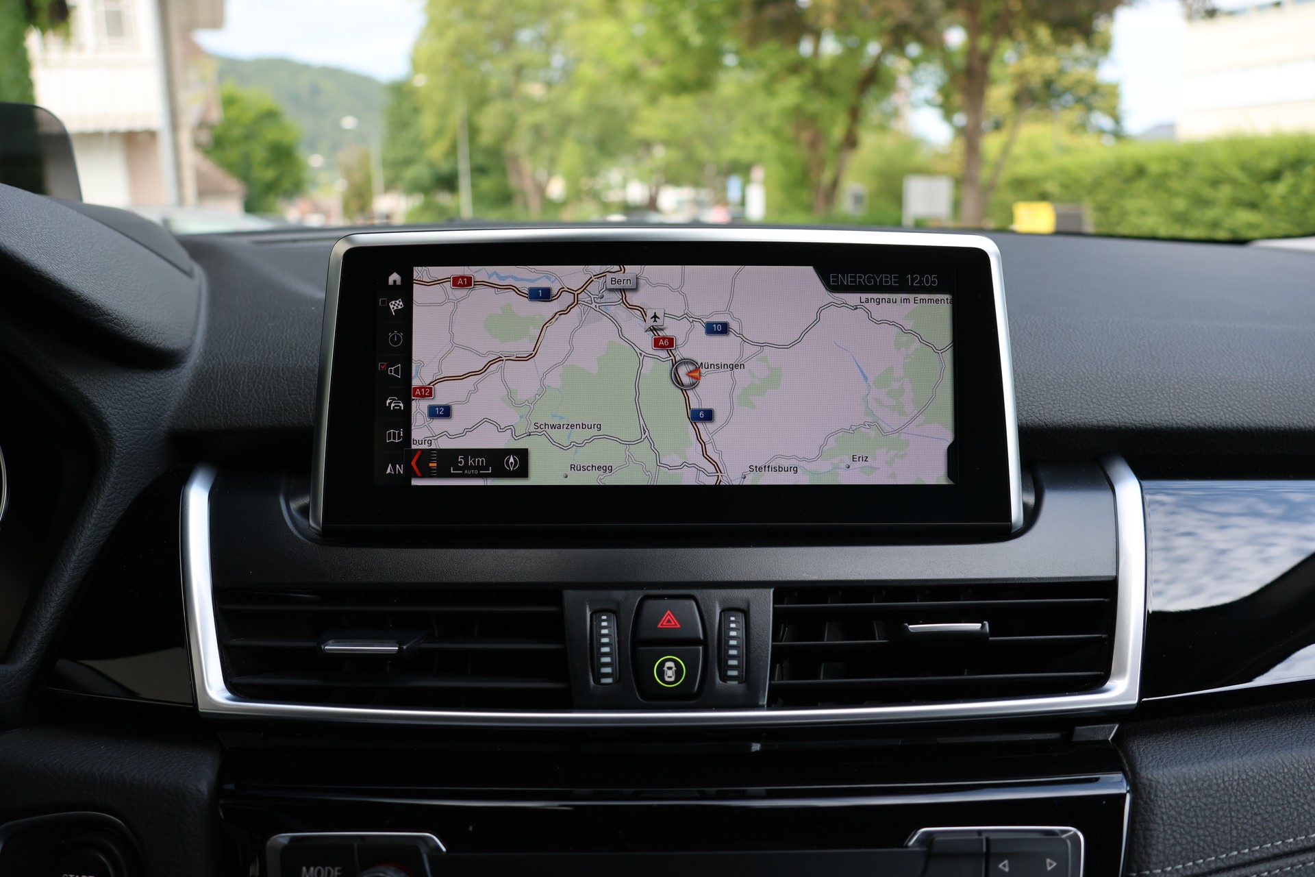 BMW 218d xDrive Active Tourer Steptronic Sport Line-image-19