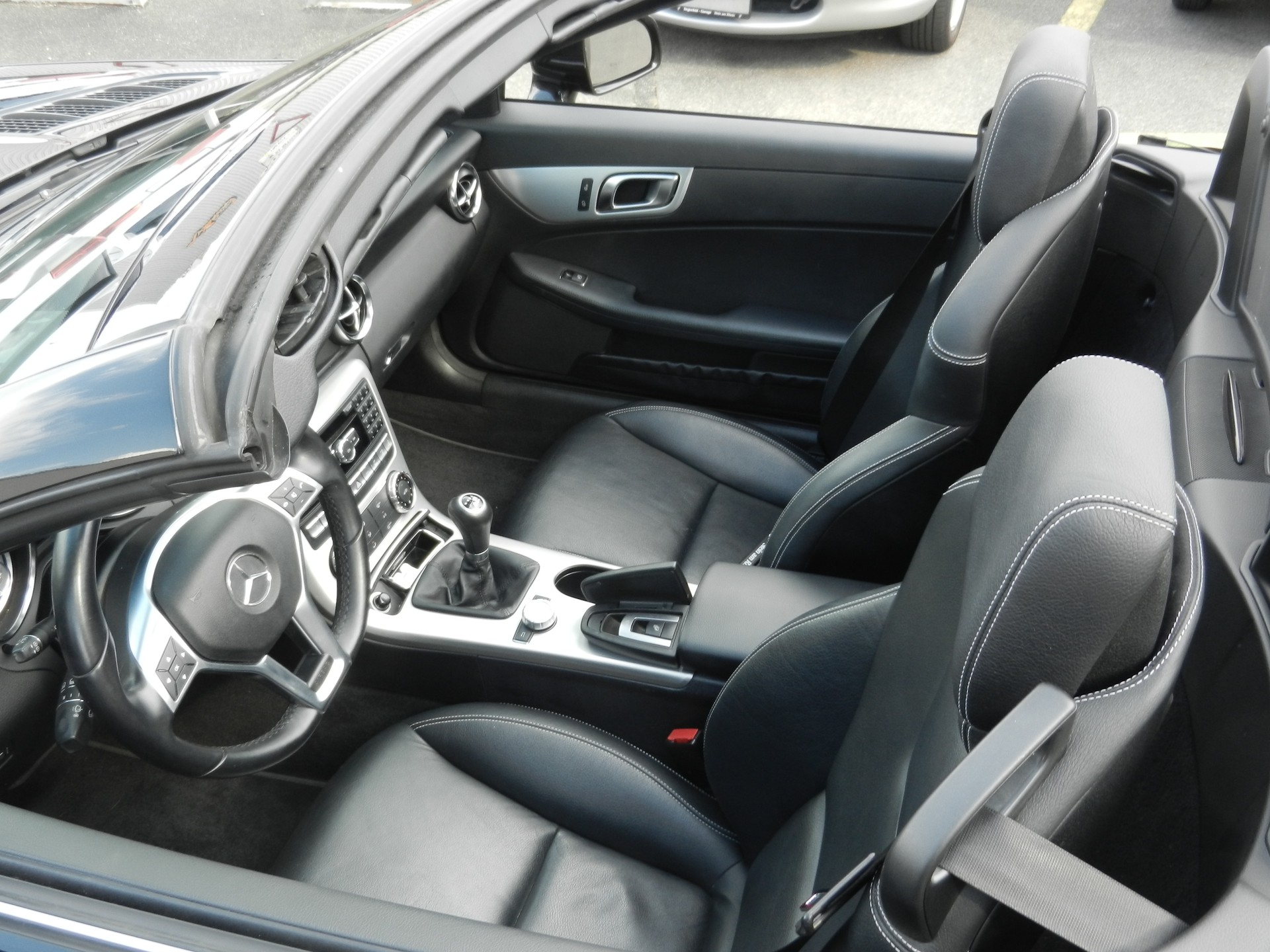 MERCEDES-BENZ SLK 200-image-6