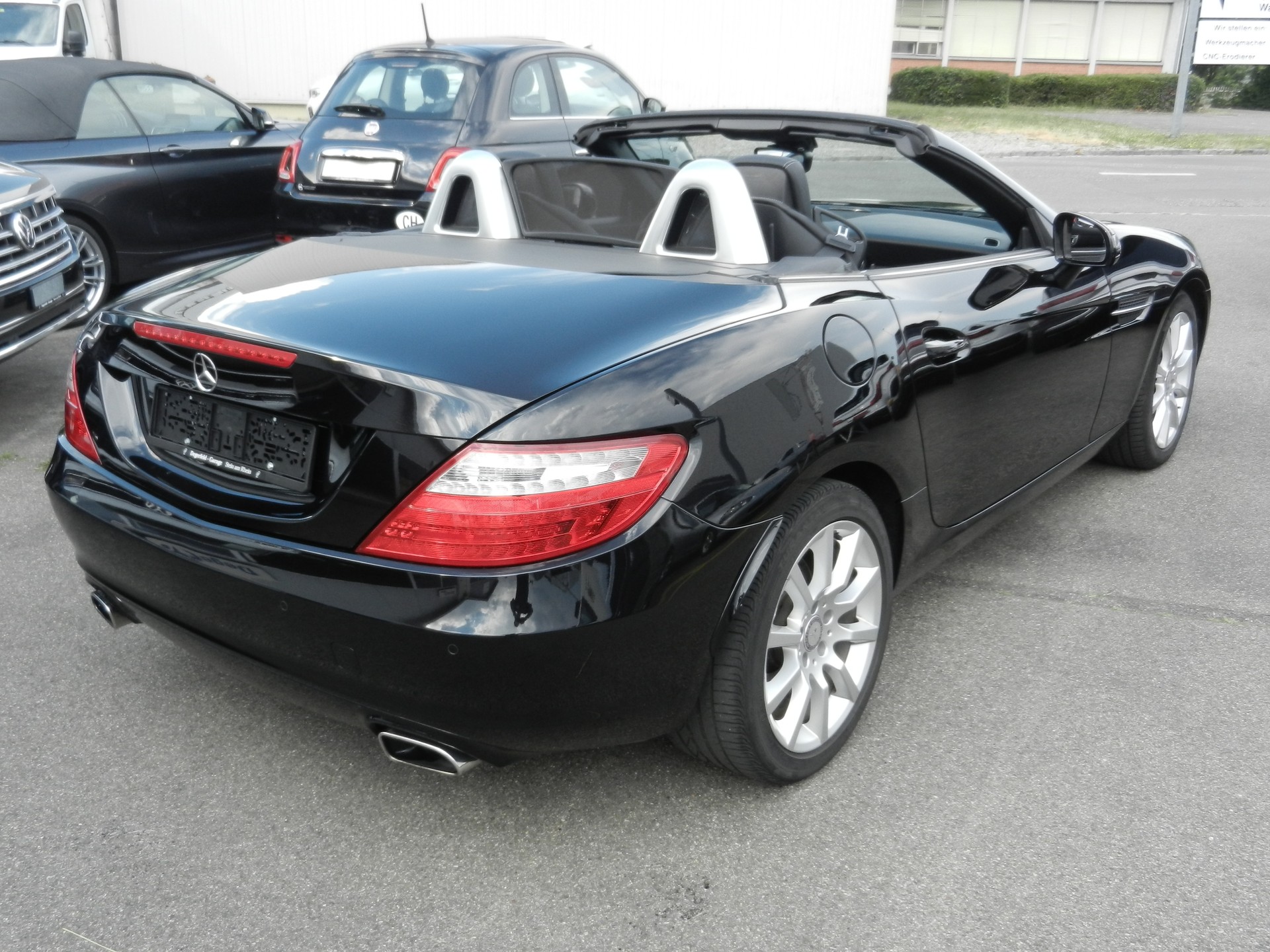 MERCEDES-BENZ SLK 200-image-4