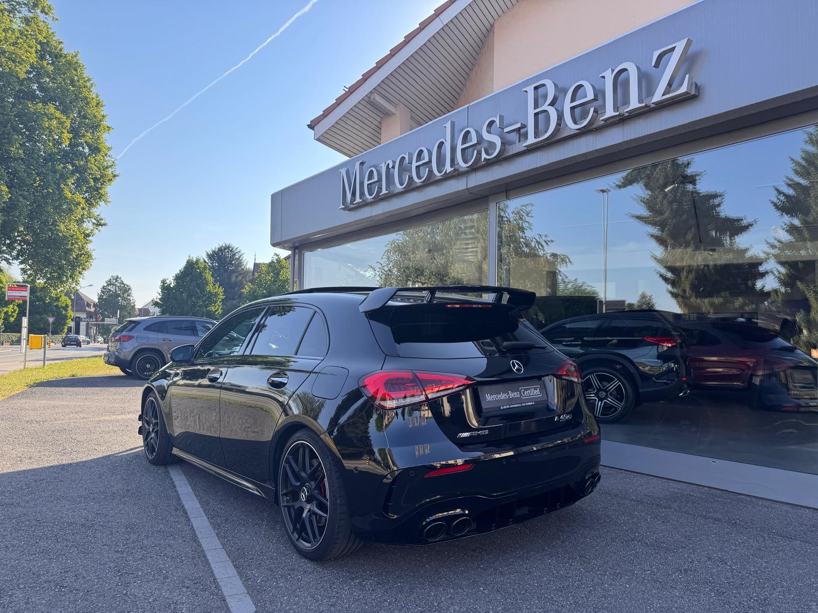 MERCEDES-BENZ A 45 S AMG 4Matic+ Speedshift-image-3