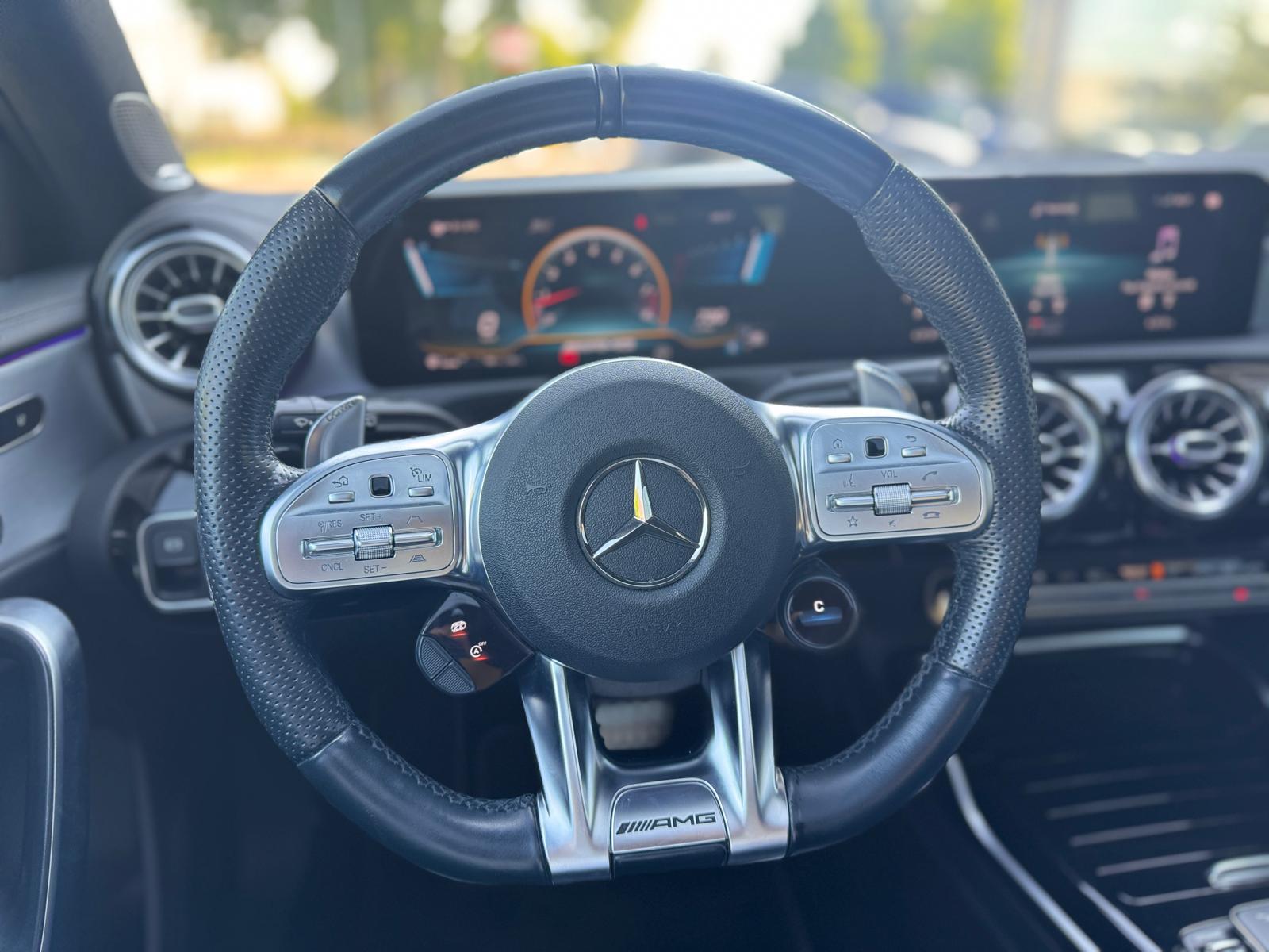 MERCEDES-BENZ A 45 S AMG 4Matic+ Speedshift-image-11