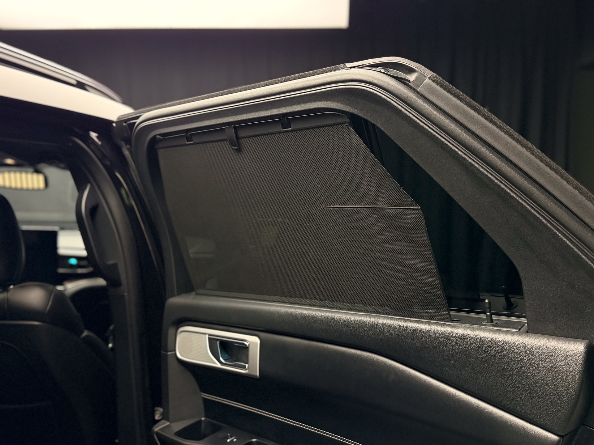 FORD Explorer 3.0 ST 4WD Automatique-image-18