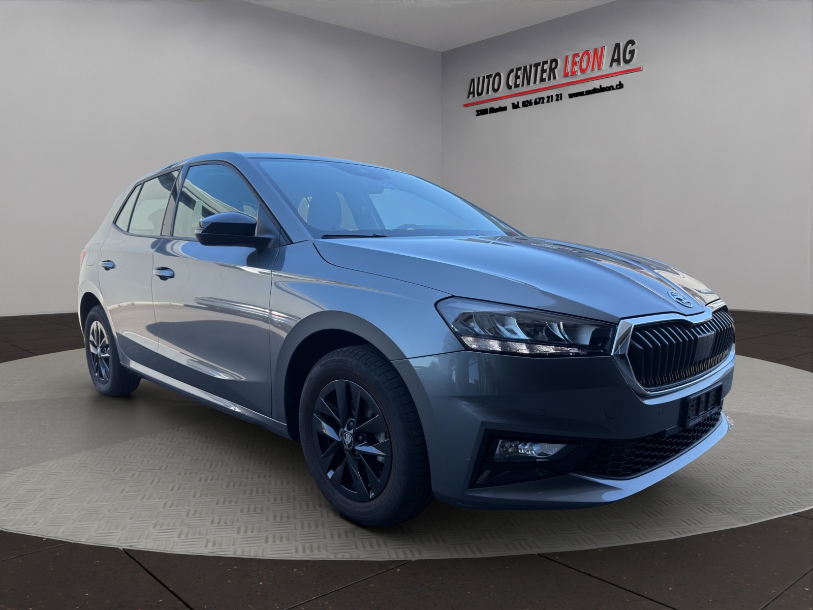 SKODA Fabia 1.0 MPI Young Edition-image-7