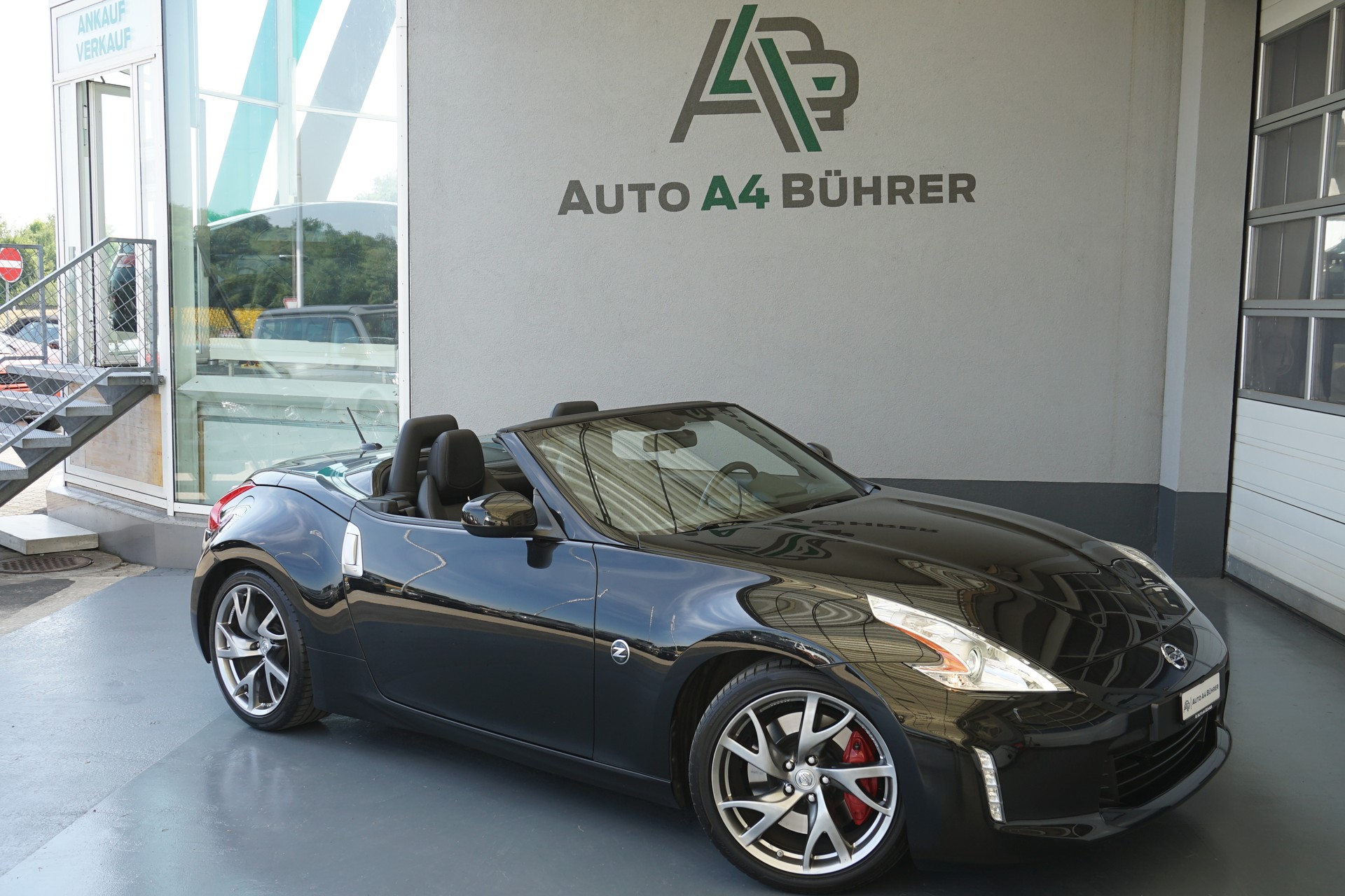 NISSAN 370 Z Roadster Pack-image-2
