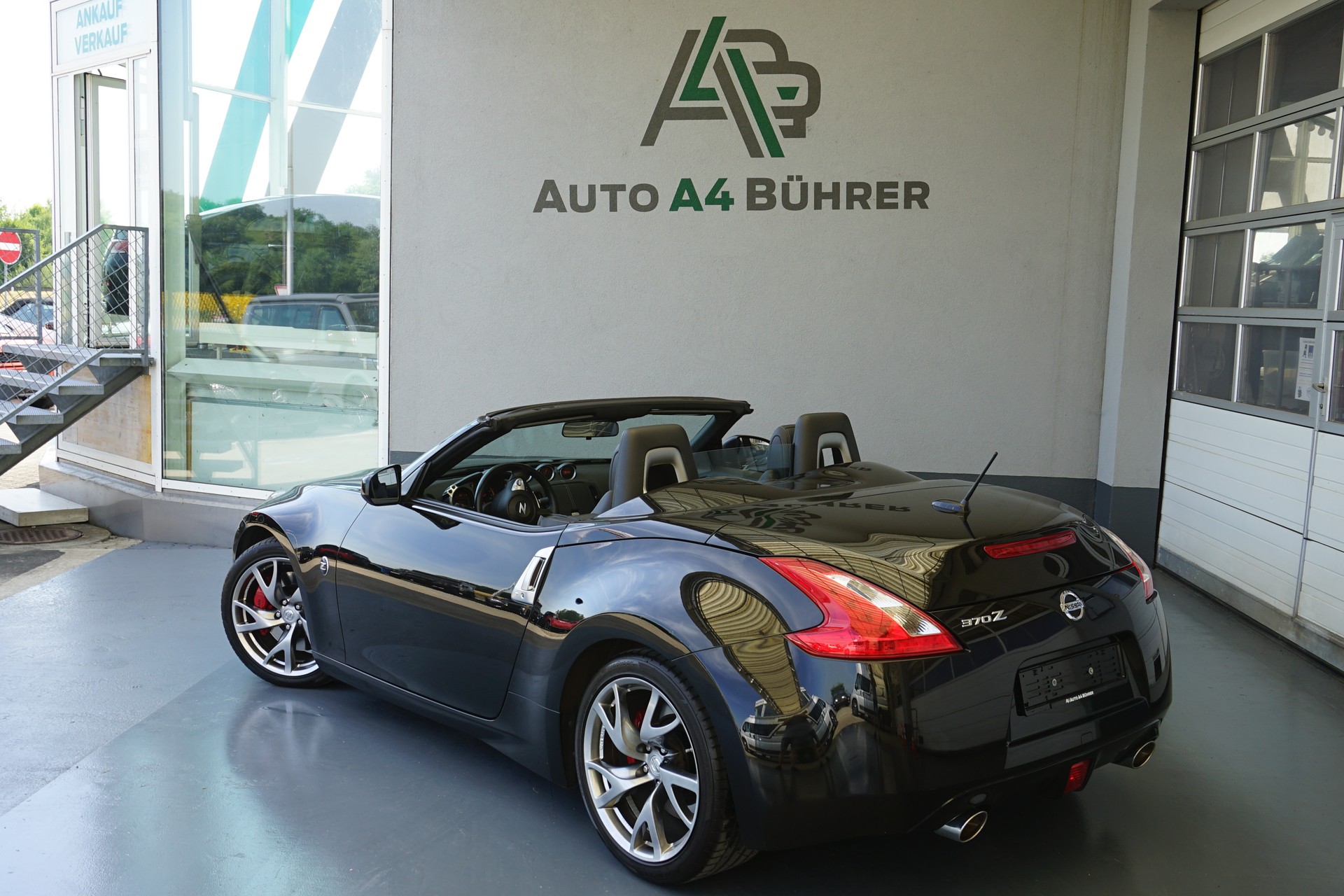 NISSAN 370 Z Roadster Pack-image-8