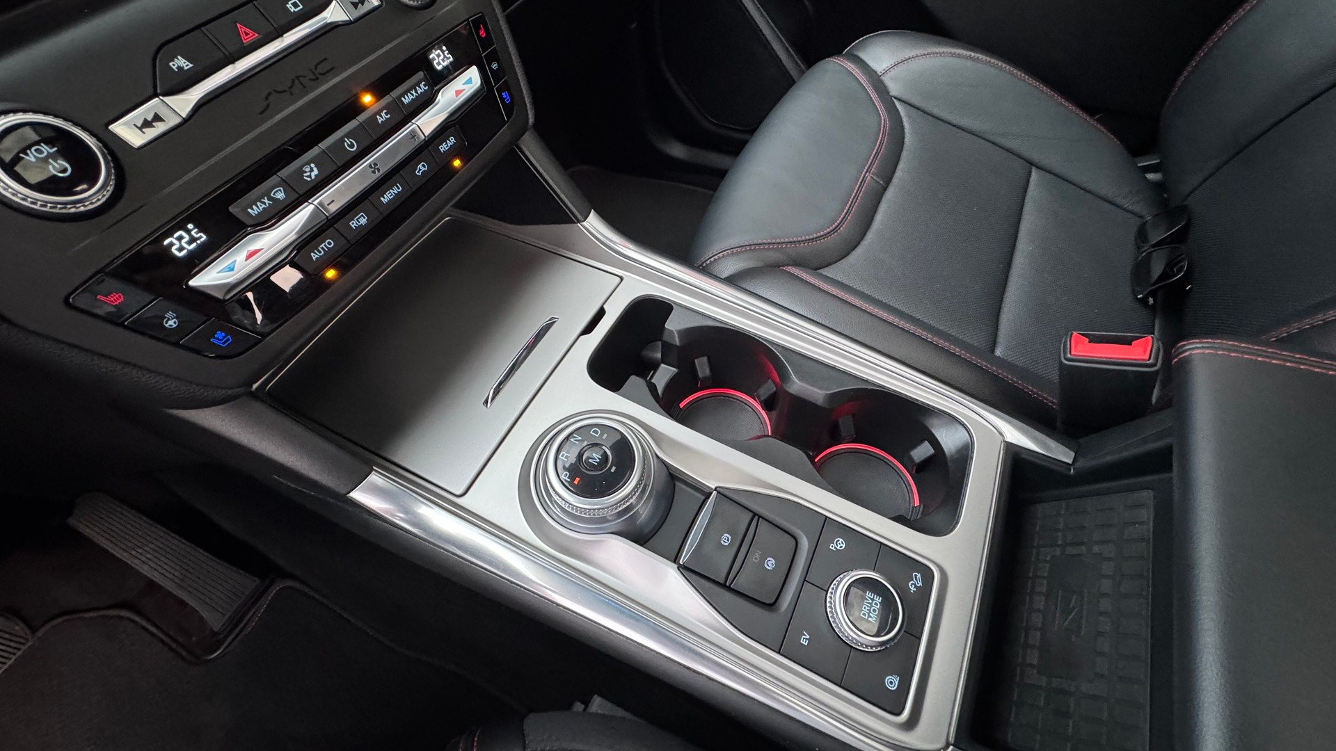 FORD Explorer 3.0 EcoB. Plug-in-Hybrid ST-Line 4WD Aut.-image-22