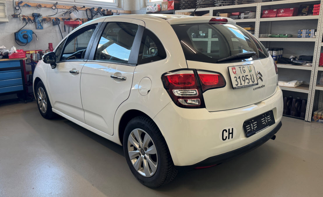 CITROEN C3 1.2i Exclusive-image-2